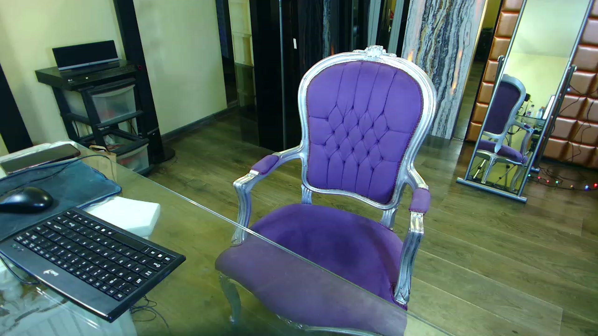 Gallery image thumbnail from Mira18_'s myfreecams stream on, 02/20/2023, 24:02 image 9 of 20