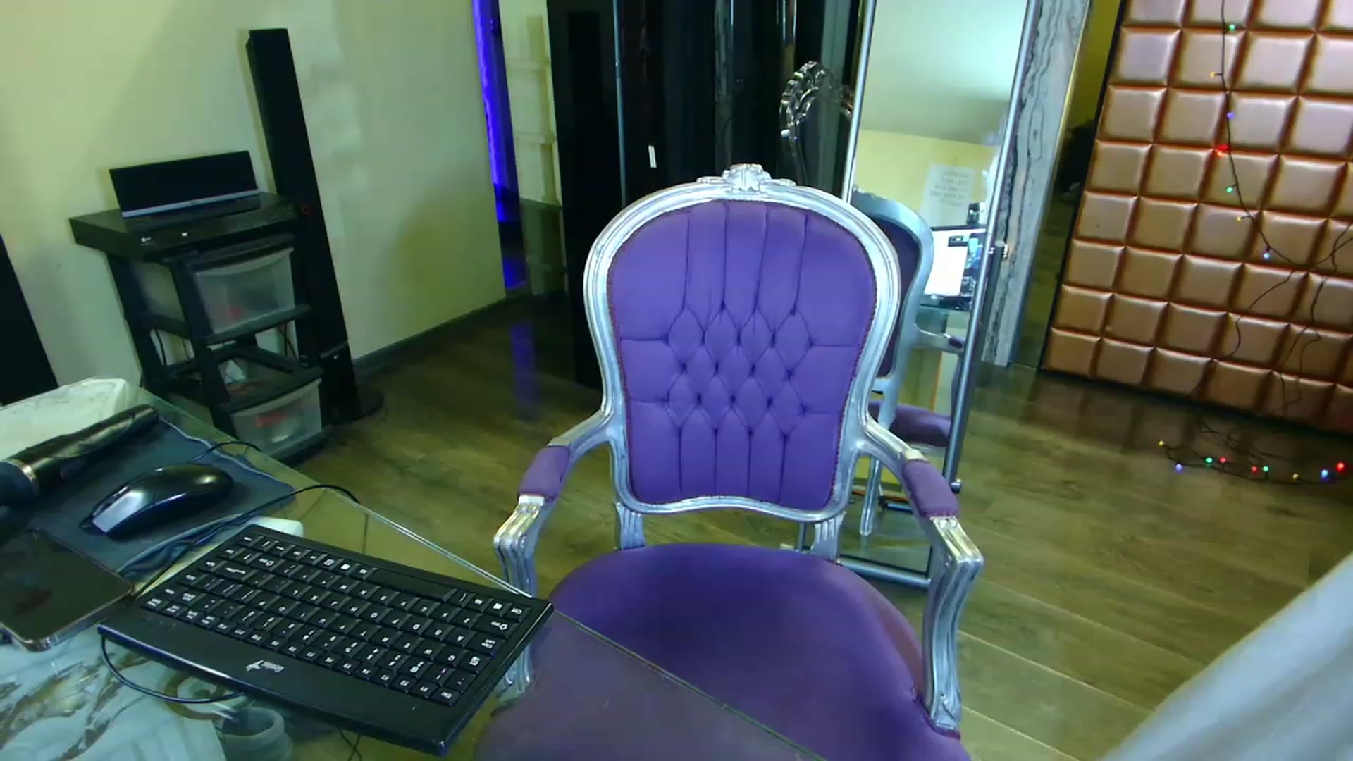 Gallery image thumbnail from Mira18_'s myfreecams stream on, 03/07/2023, 03:40 image 11 of 20