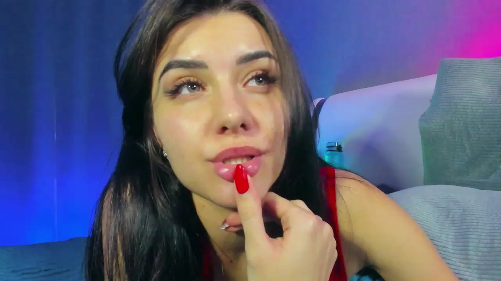 Gallery image thumbnail from MiraJohonson's myfreecams stream on, 12/25/2022, 02:13 image 1 of 20