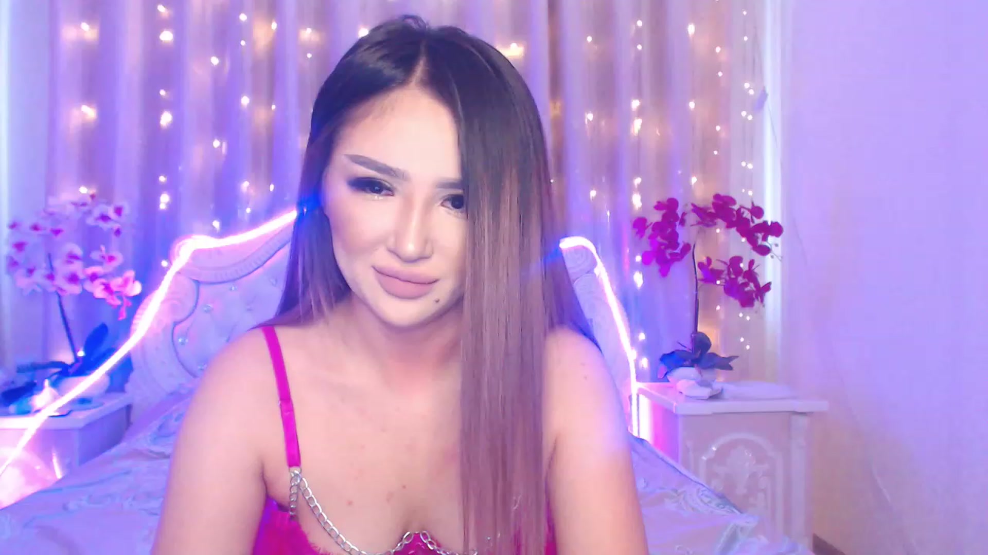 Gallery image thumbnail from MiraKyong's myfreecams stream on, 04/22/2023, 07:16 image 20 of 20