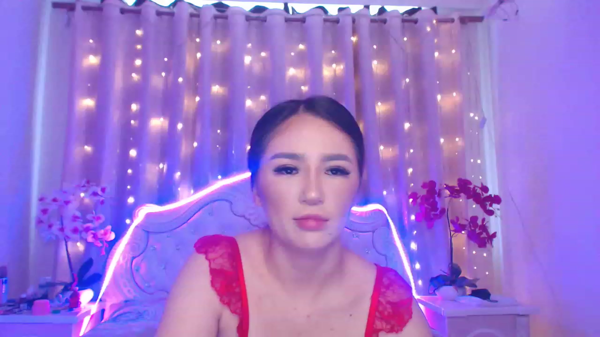 Gallery image thumbnail from MiraKyong's myfreecams stream on, 04/27/2023, 04:46 image 15 of 20