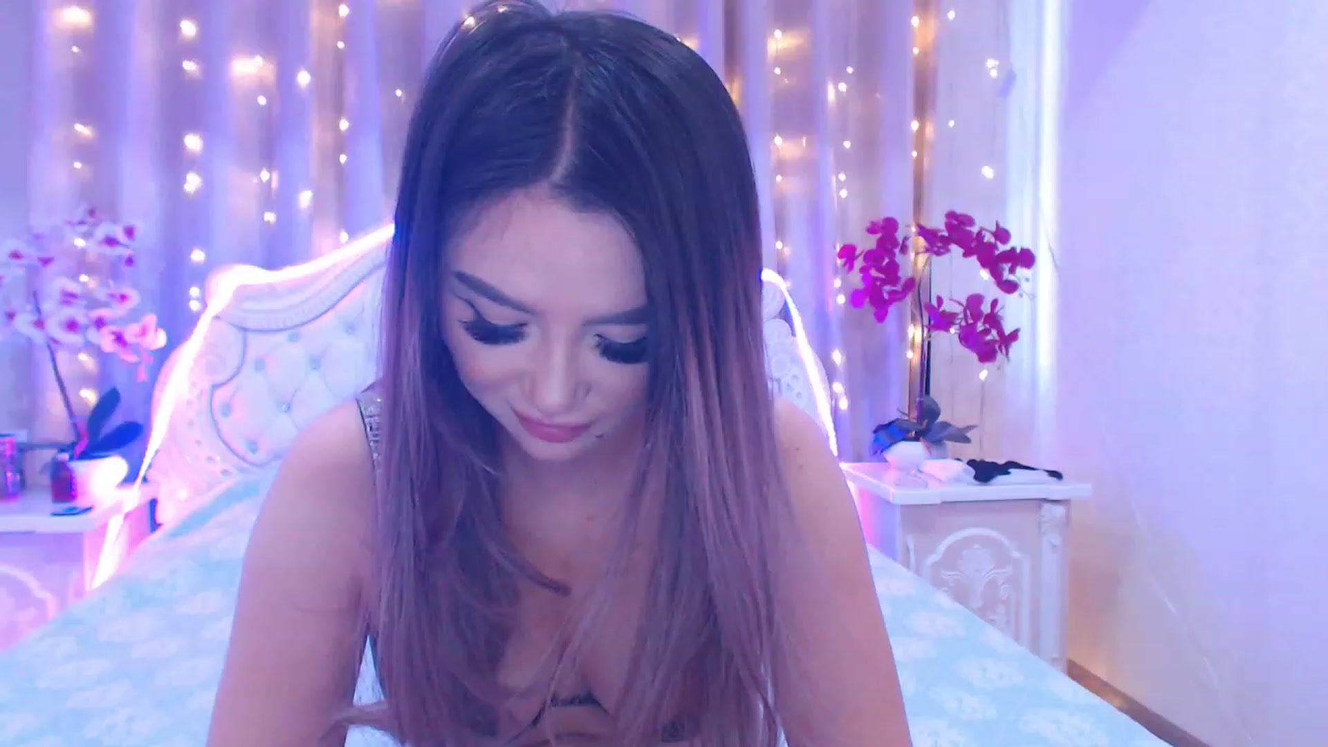 Gallery image thumbnail from MiraKyong's myfreecams stream on, 05/09/2023, 02:58 image 1 of 20