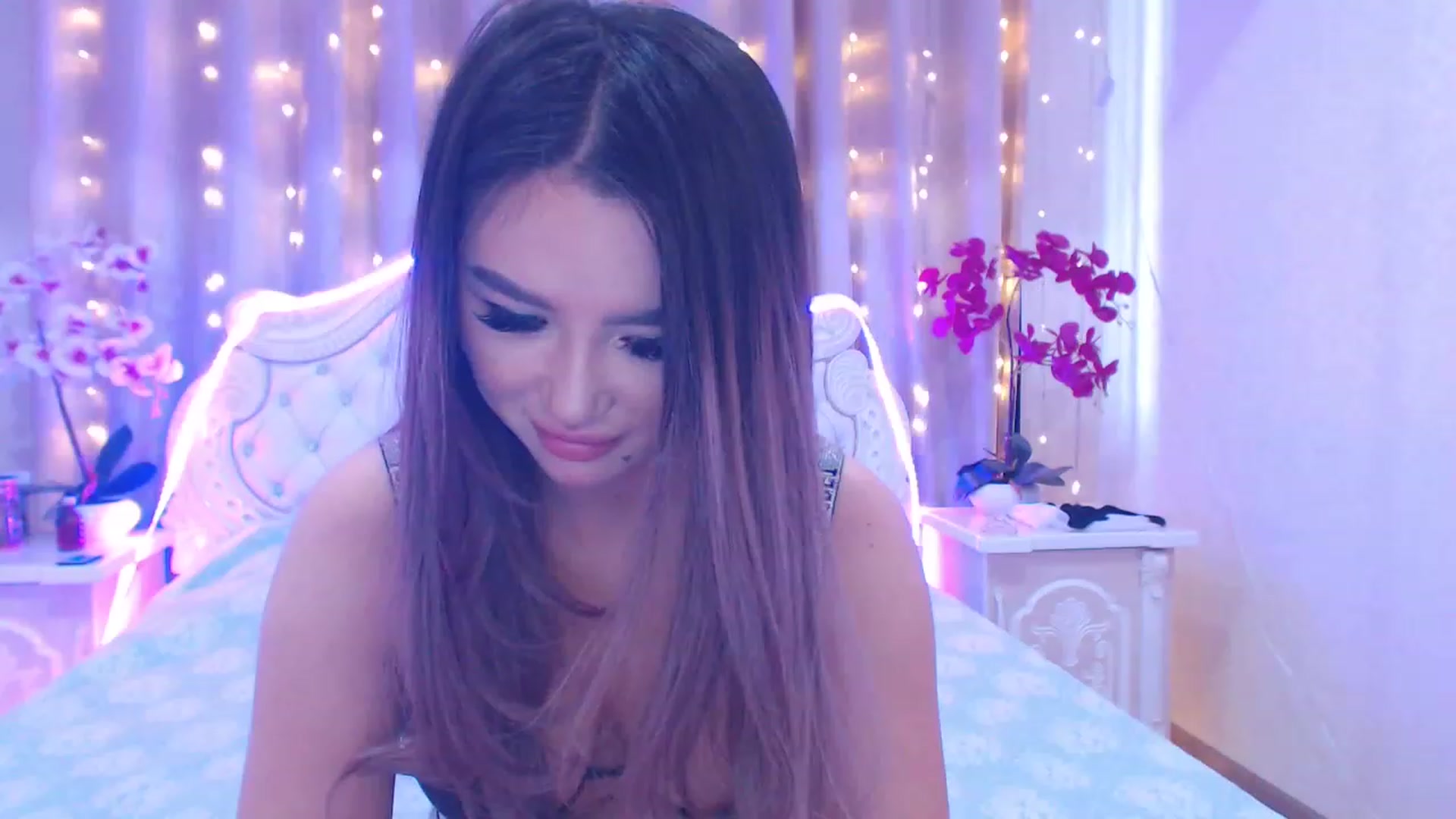 Gallery image thumbnail from MiraKyong's myfreecams stream on, 05/09/2023, 02:58 image 7 of 20