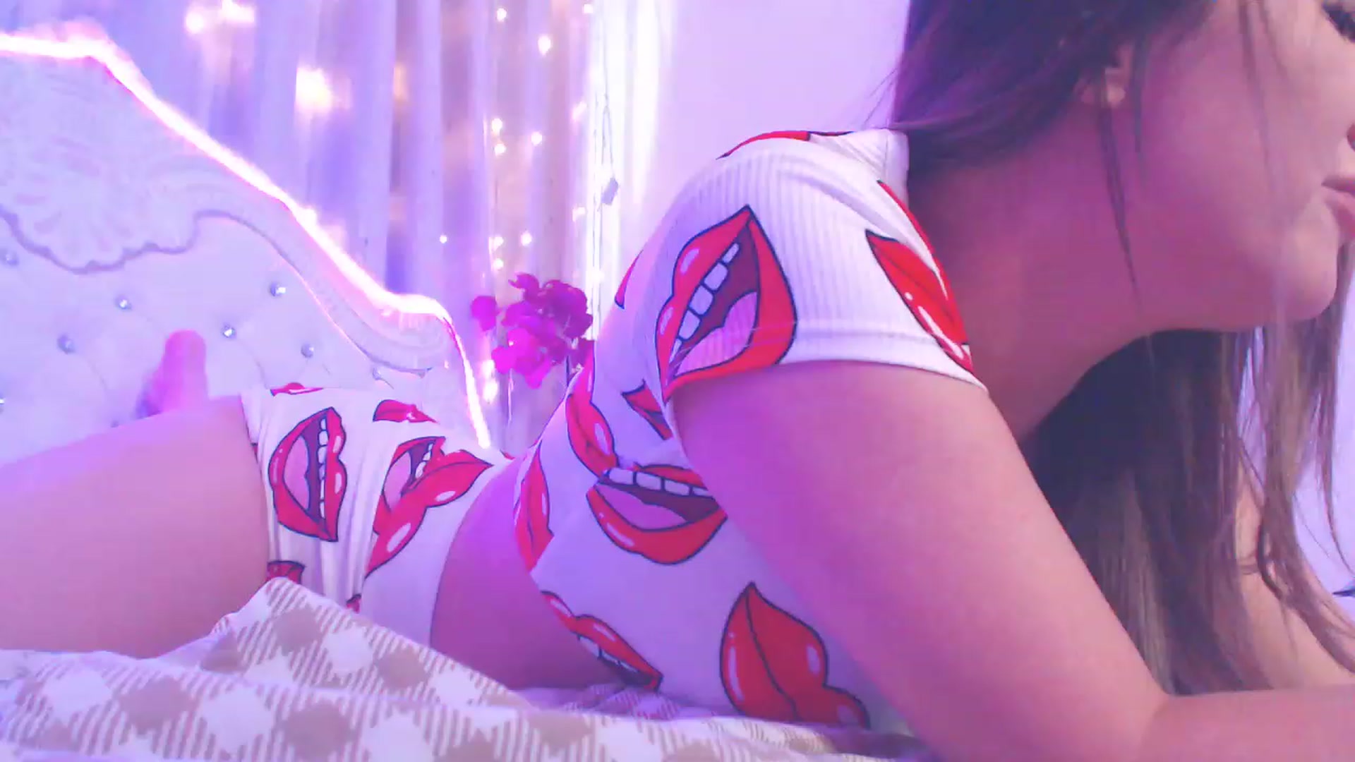 Gallery image thumbnail from MiraKyong's myfreecams stream on, 05/27/2023, 03:27 image 14 of 20