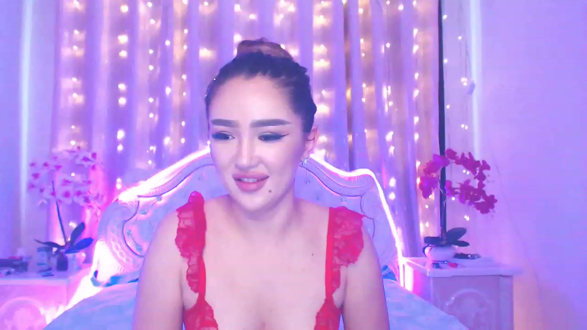 Gallery image thumbnail from MiraKyong's myfreecams stream on, 06/13/2023, 02:22 image 17 of 20