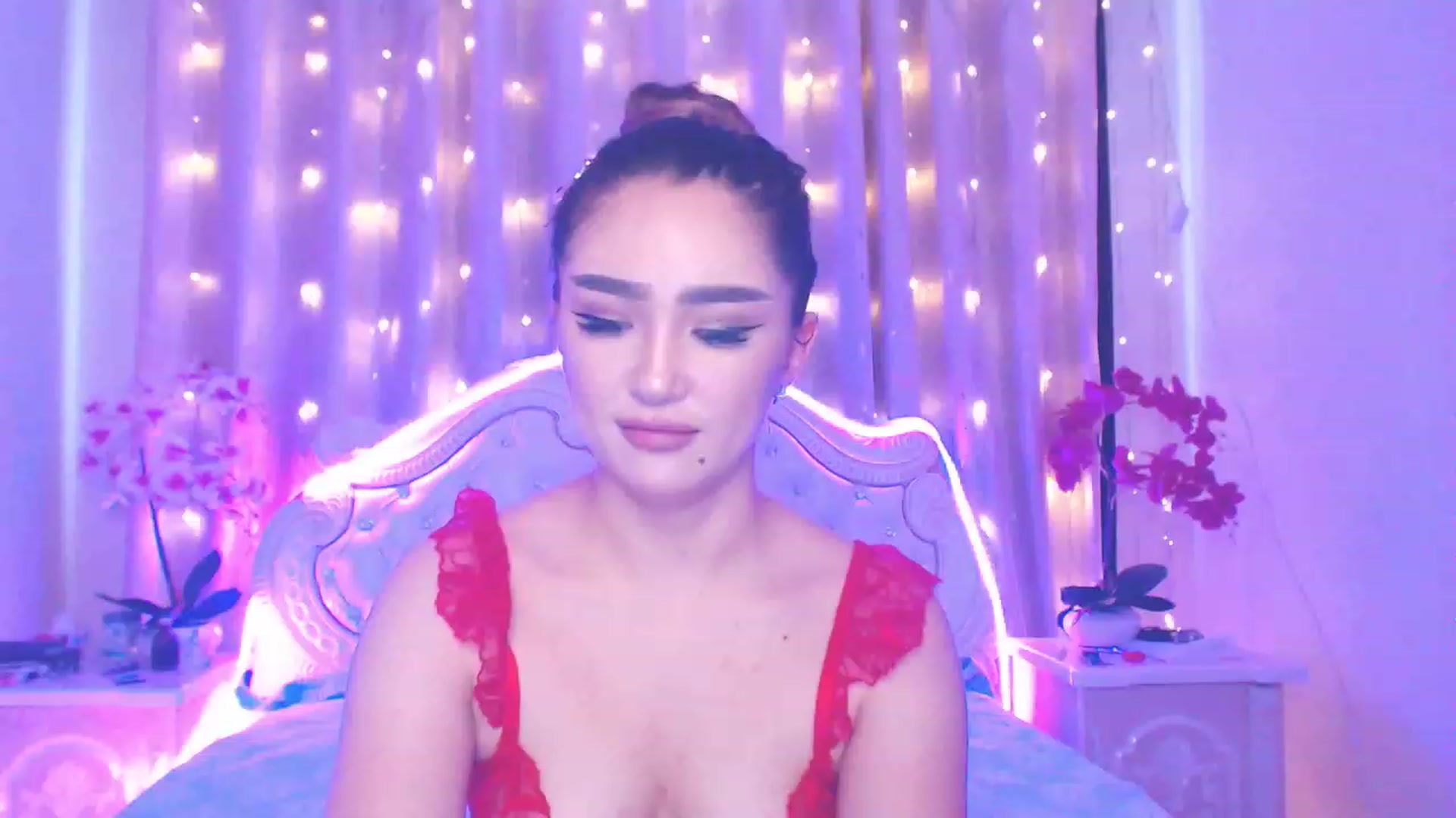 Gallery image thumbnail from MiraKyong's myfreecams stream on, 06/13/2023, 02:22 image 13 of 20