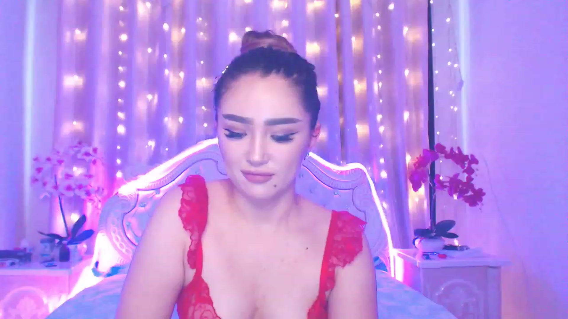 Gallery image thumbnail from MiraKyong's myfreecams stream on, 06/13/2023, 02:22 image 12 of 20