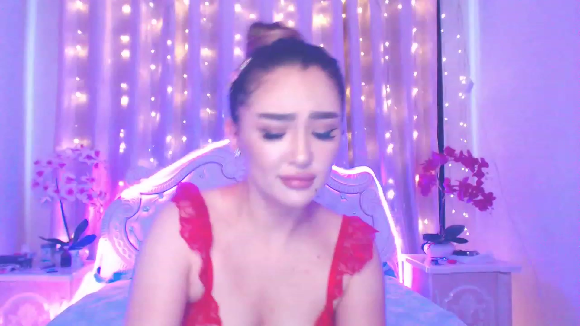 Gallery image thumbnail from MiraKyong's myfreecams stream on, 06/13/2023, 02:22 image 10 of 20