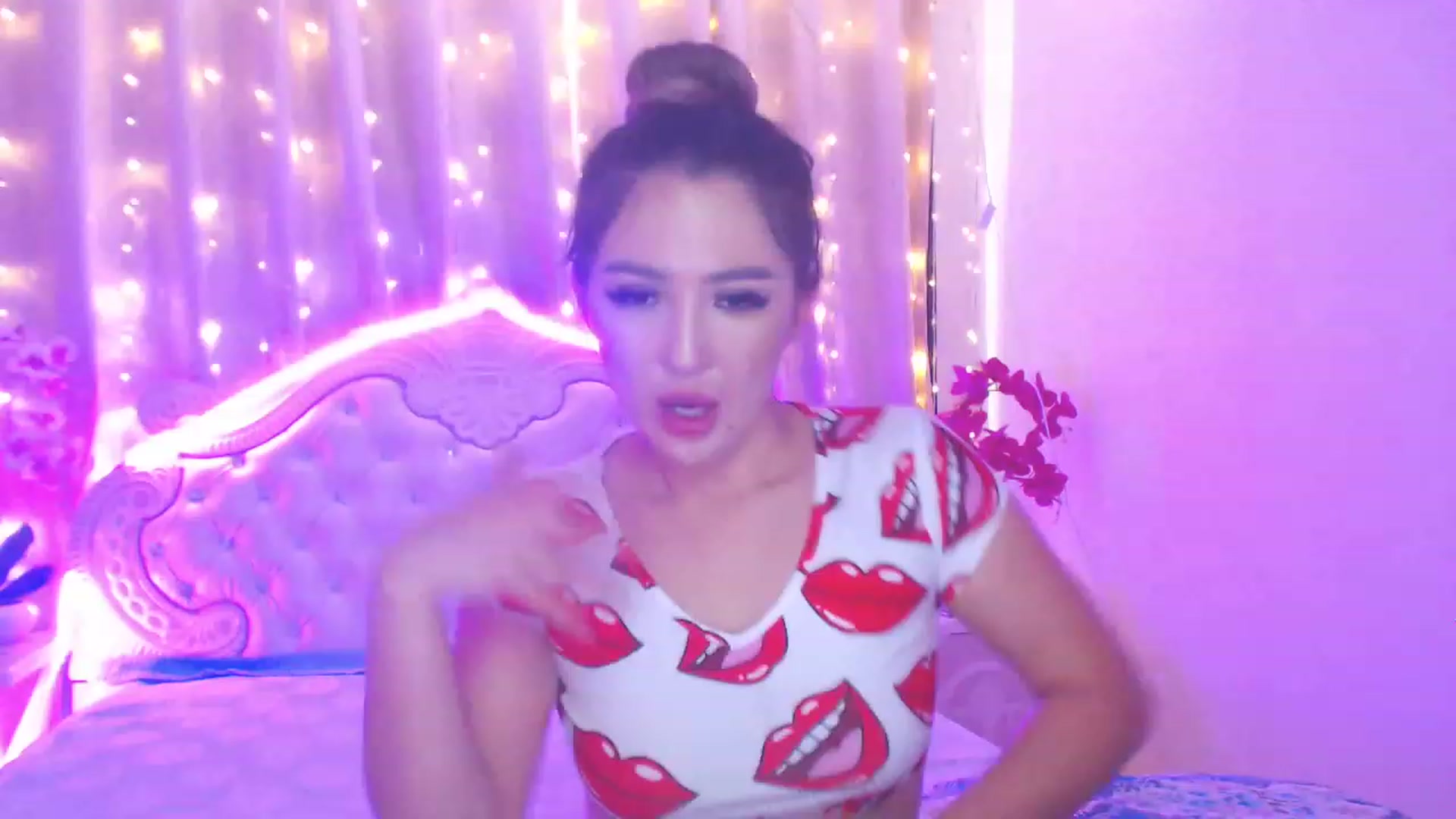 Gallery image thumbnail from MiraKyong's myfreecams stream on, 06/28/2023, 07:09 image 1 of 20