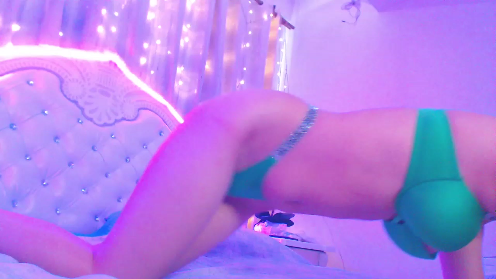 Gallery image thumbnail from MiraKyong's myfreecams stream on, 07/07/2023, 02:55 image 11 of 20