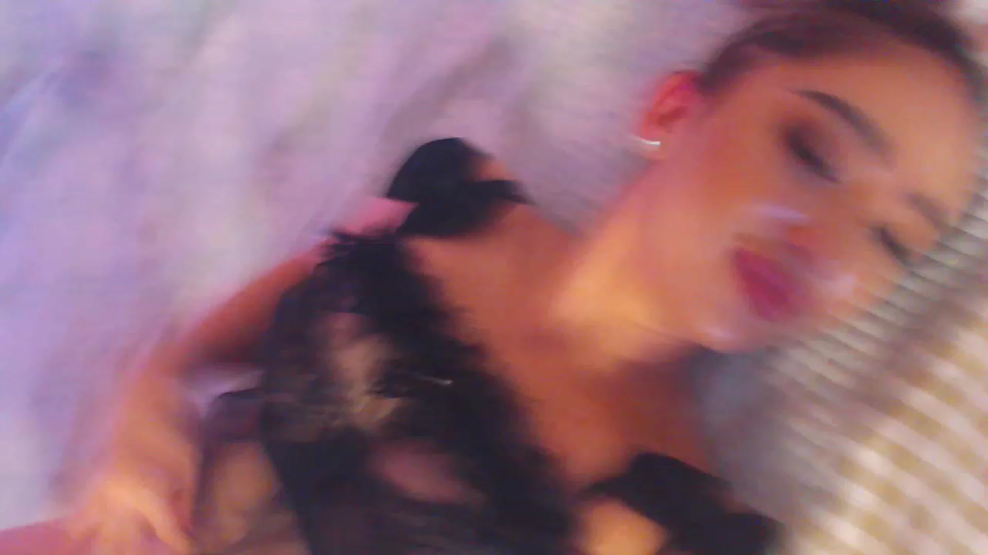 Gallery image thumbnail from MiraKyong's myfreecams stream on, 07/09/2023, 02:56 image 1 of 20