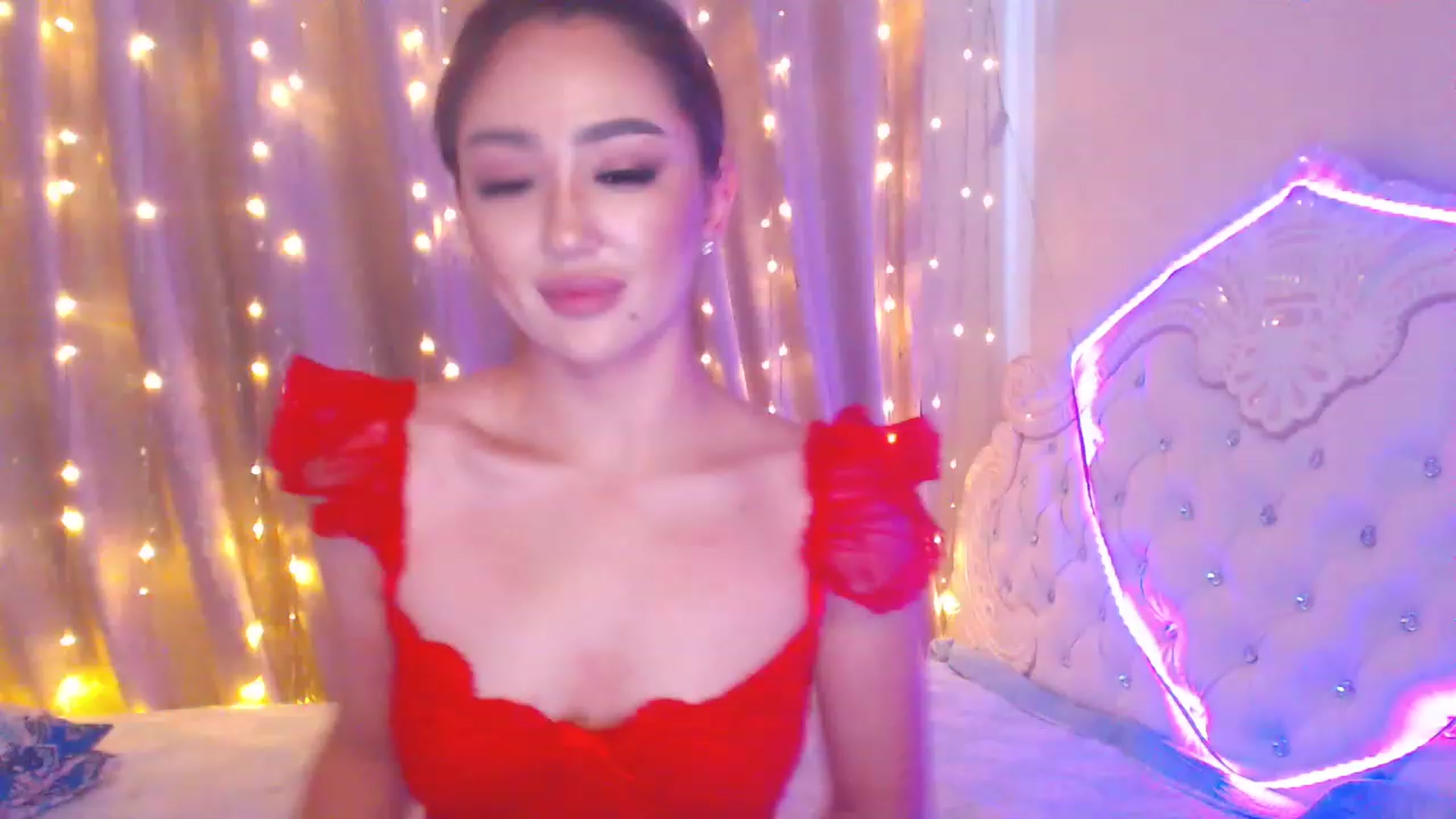 Gallery image thumbnail from MiraKyong's myfreecams stream on, 07/14/2023, 03:05 image 2 of 20