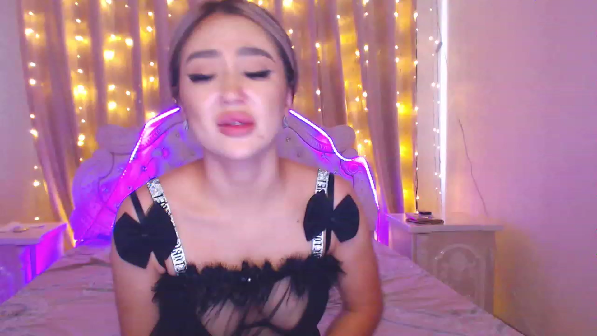 Gallery image thumbnail from MiraKyong's myfreecams stream on, 07/21/2023, 01:28 image 11 of 20