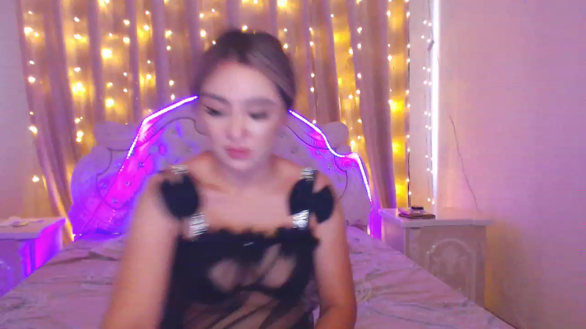 Gallery image thumbnail from MiraKyong's myfreecams stream on, 07/21/2023, 01:28 image 12 of 20