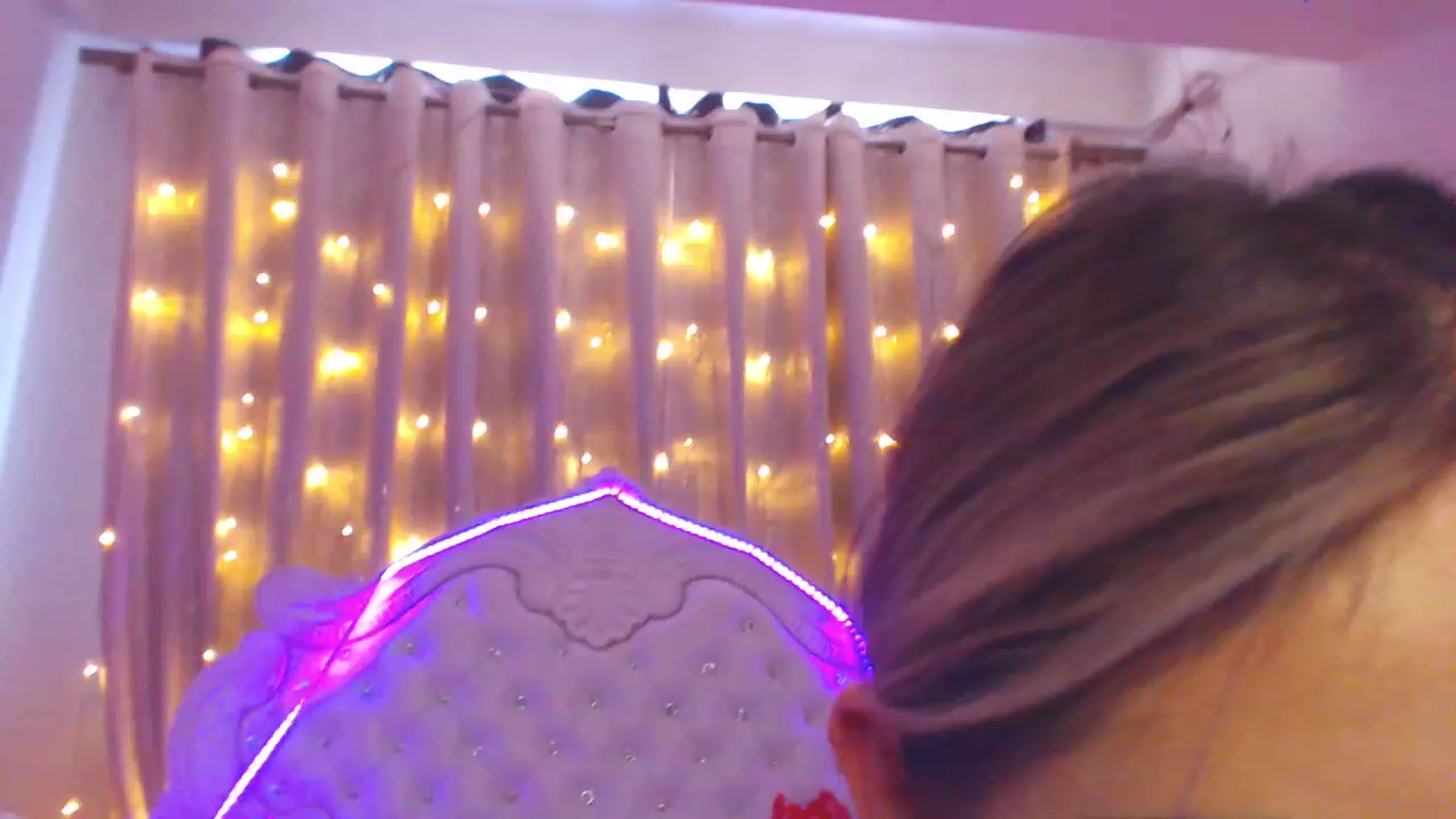 Gallery image thumbnail from MiraKyong's myfreecams stream on, 07/22/2023, 02:29 image 6 of 20