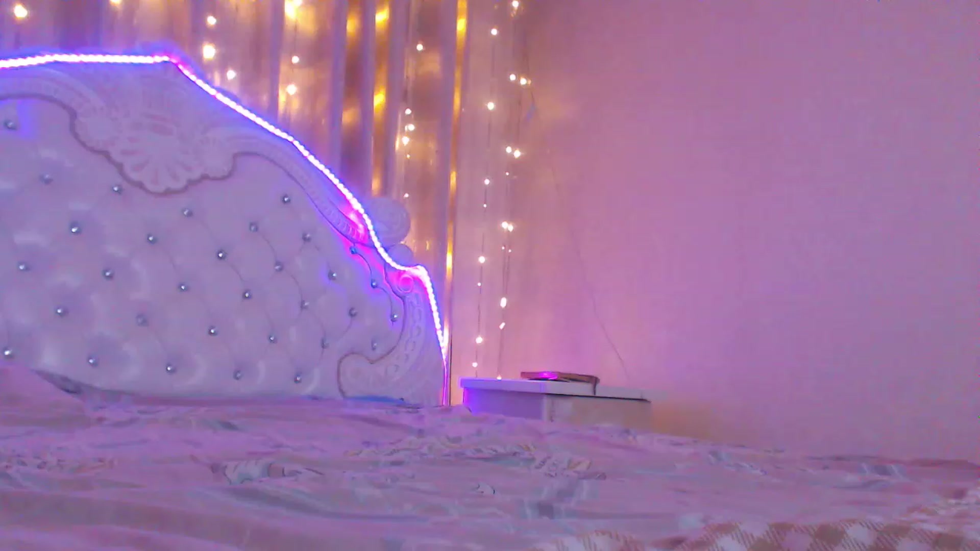 Gallery image thumbnail from MiraKyong's myfreecams stream on, 07/31/2023, 22:53 image 20 of 20