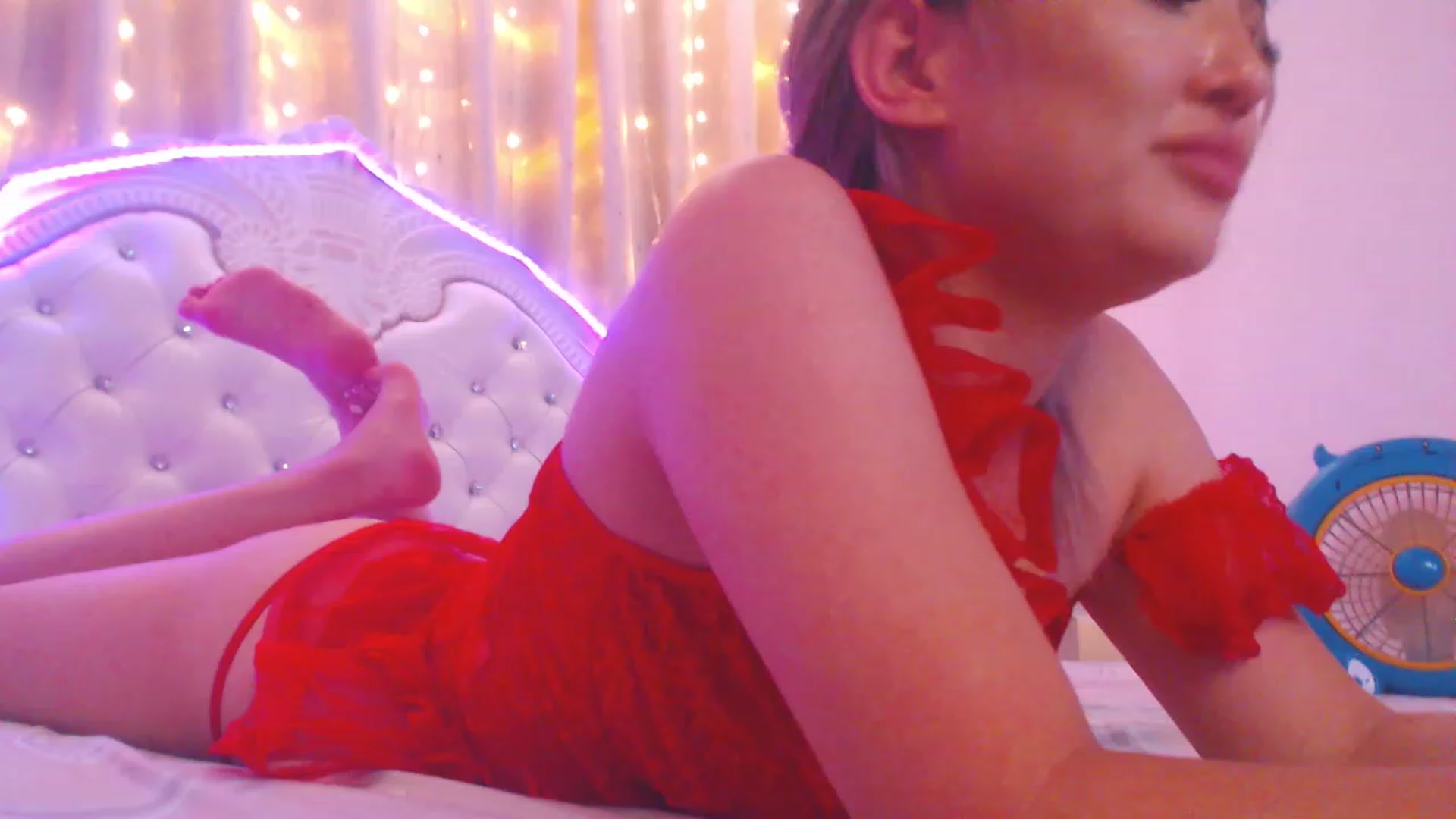 Gallery image thumbnail from MiraKyong's myfreecams stream on, 08/04/2023, 06:08 image 17 of 20