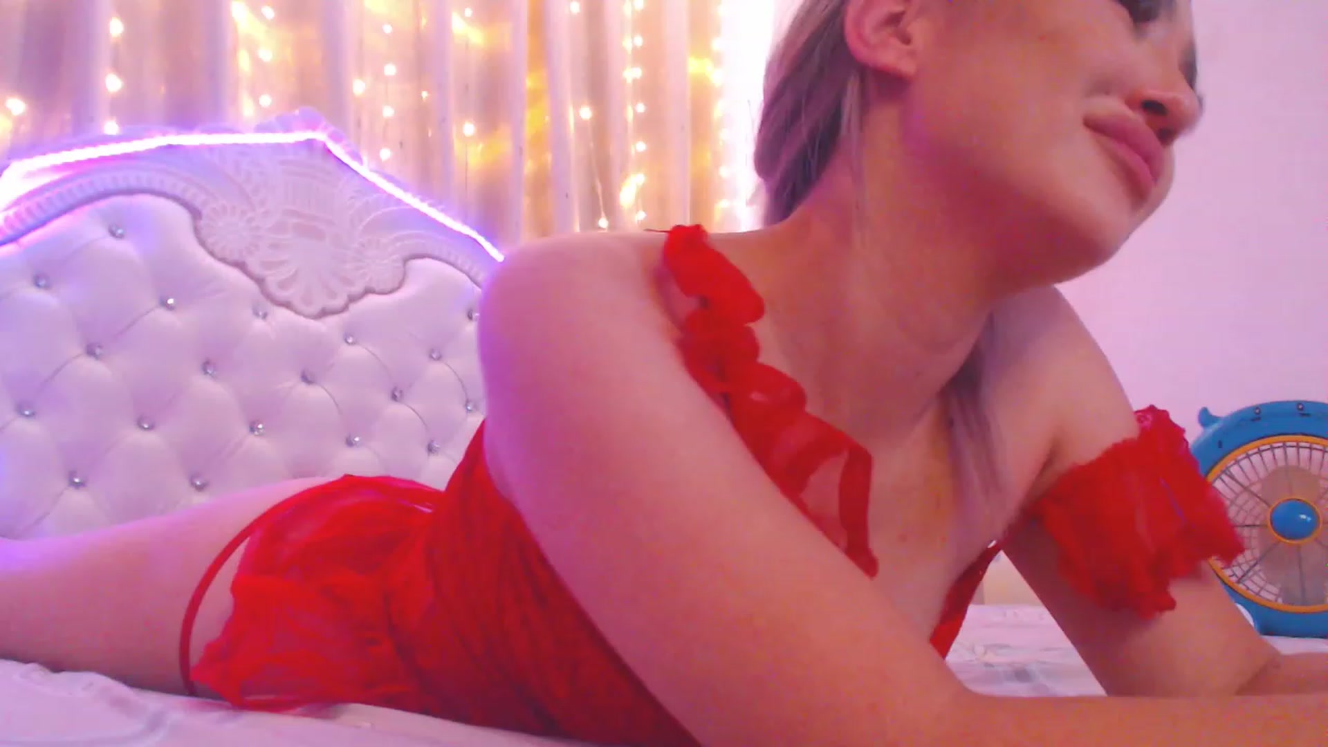 Gallery image thumbnail from MiraKyong's myfreecams stream on, 08/04/2023, 06:08 image 20 of 20