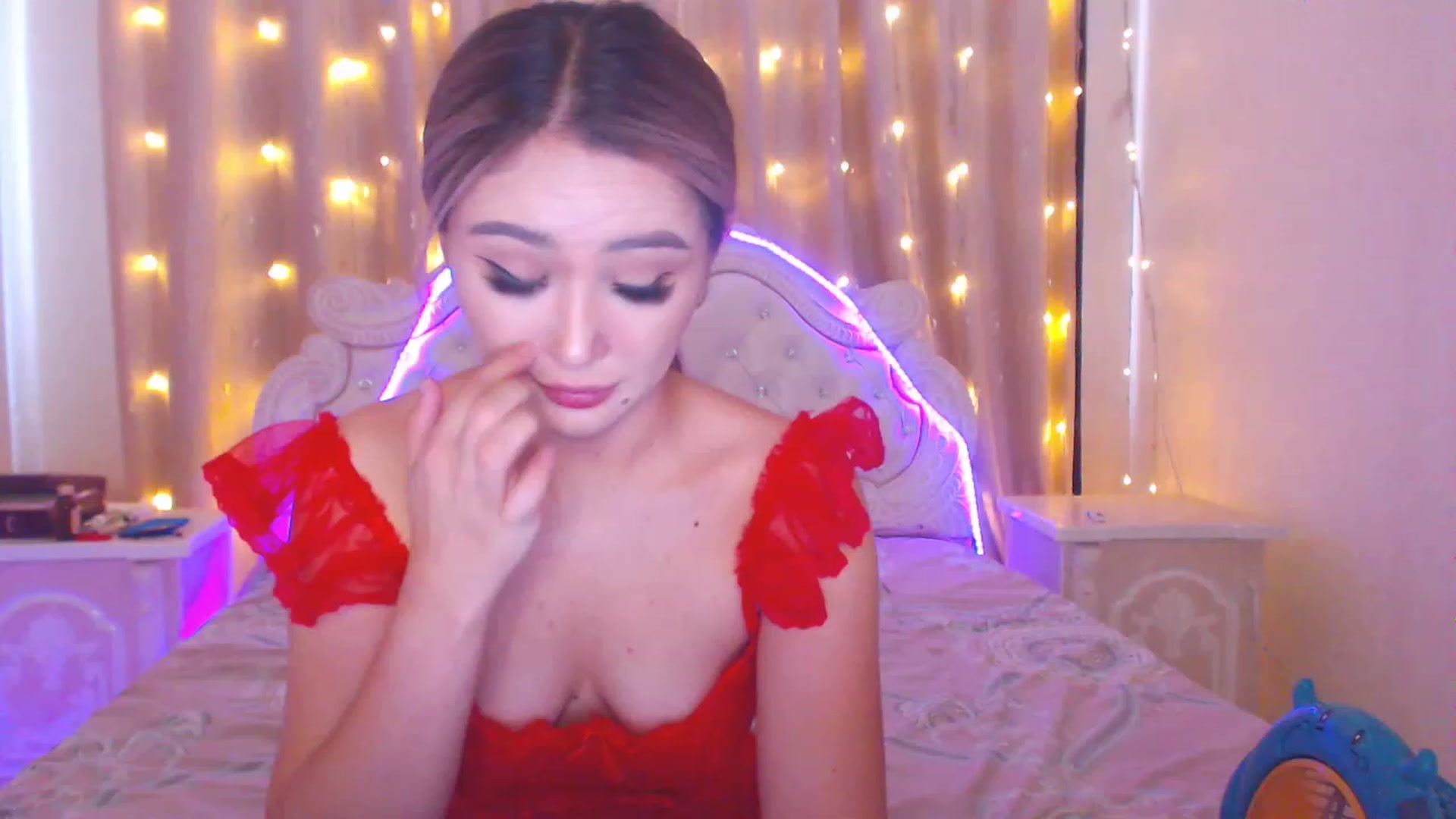 Gallery image thumbnail from MiraKyong's myfreecams stream on, 08/11/2023, 03:39 image 7 of 20