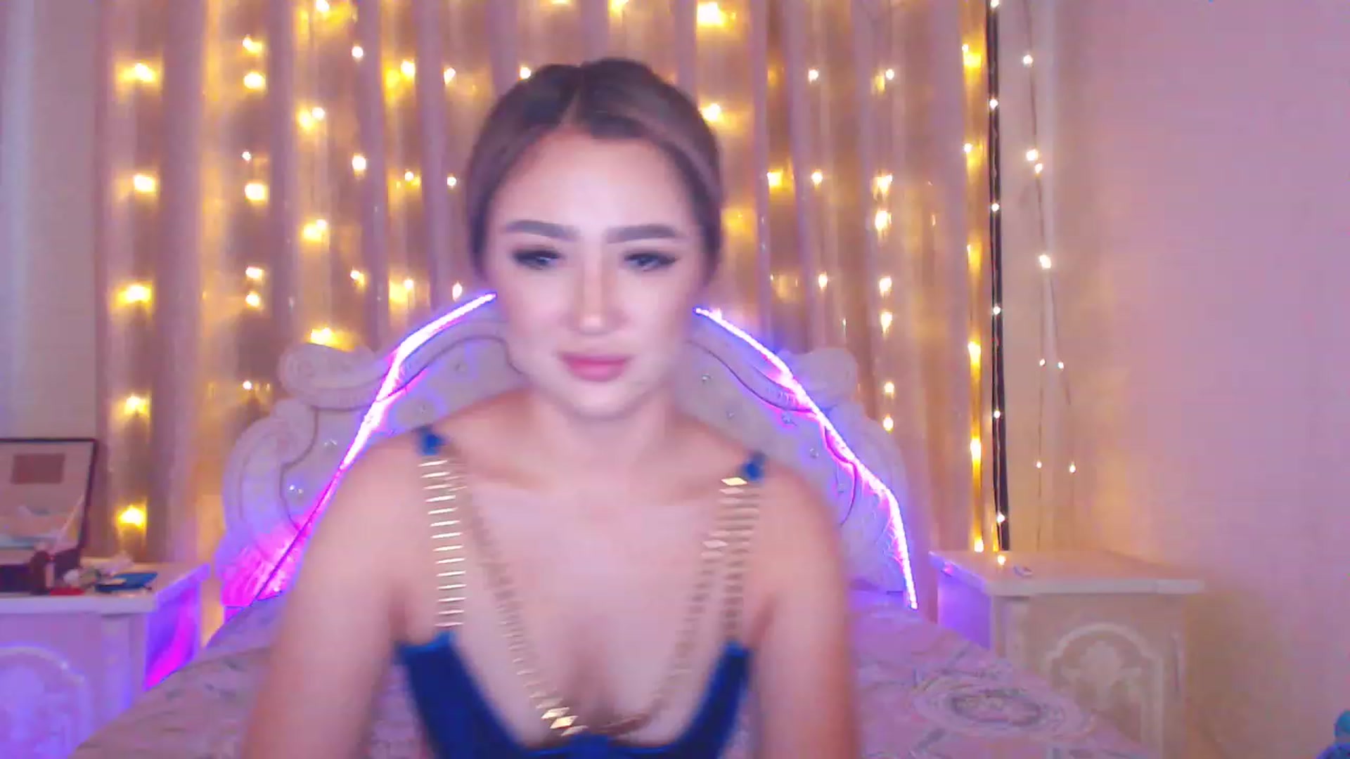 Gallery image thumbnail from MiraKyong's myfreecams stream on, 08/12/2023, 01:57 image 2 of 20