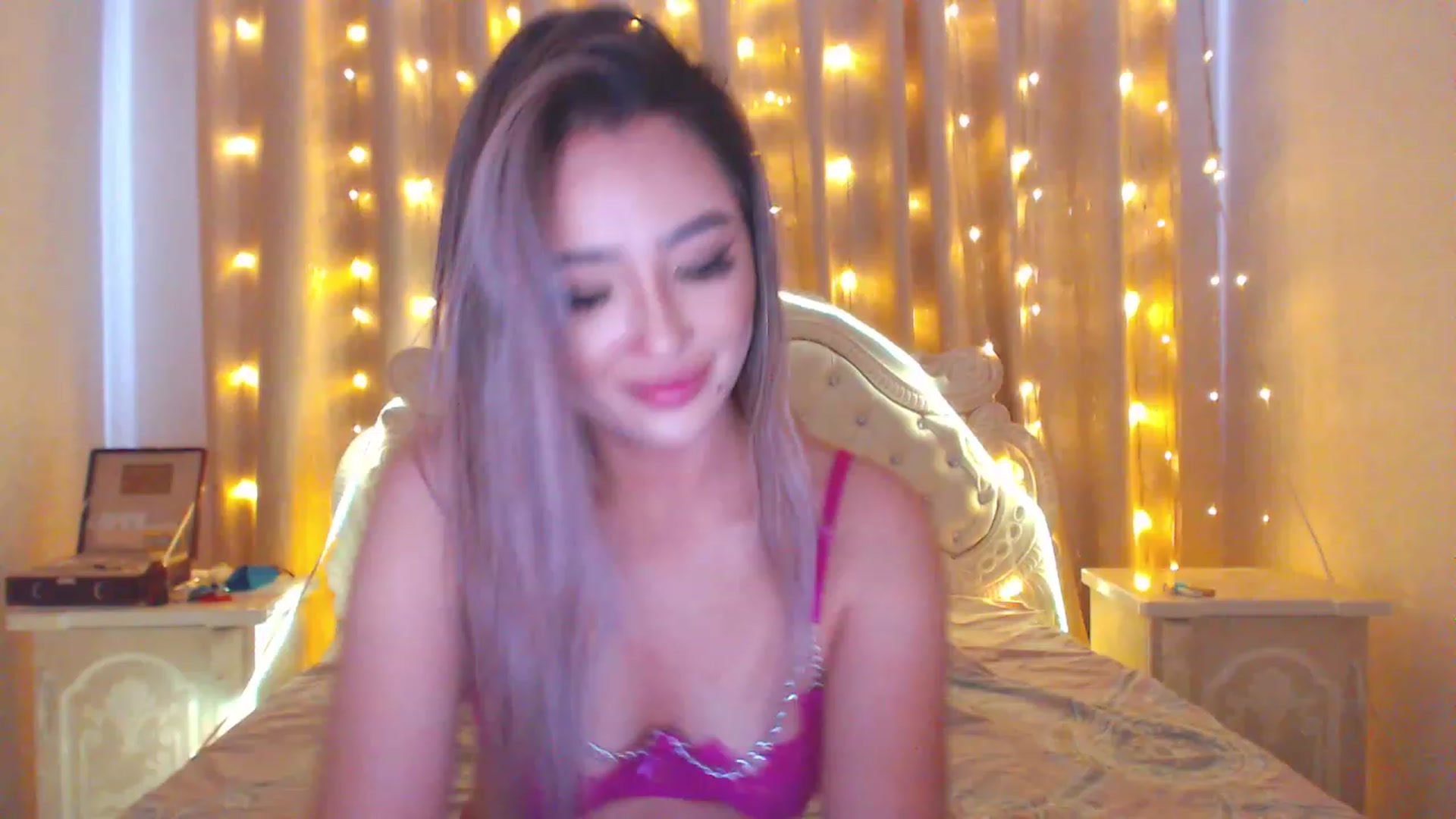 Gallery image thumbnail from MiraKyong's myfreecams stream on, 08/19/2023, 02:39 image 5 of 20