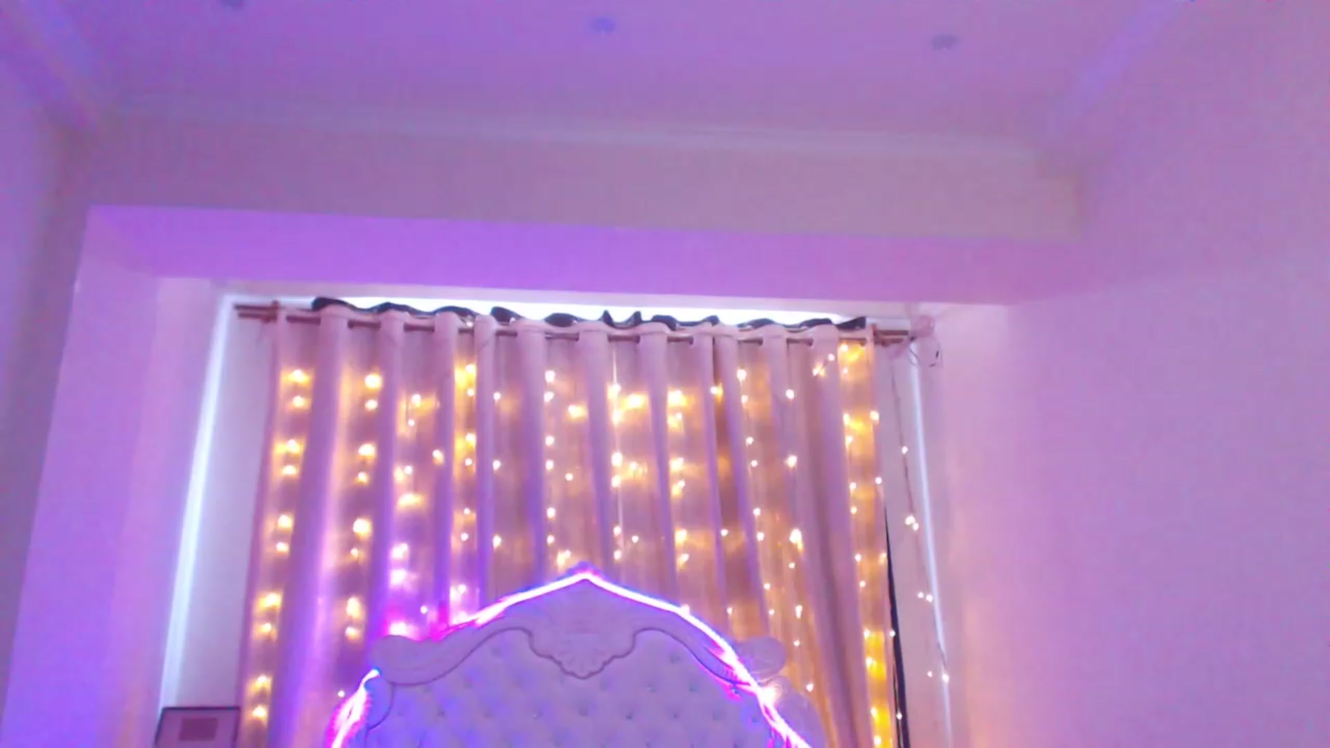 Gallery image thumbnail from MiraKyong's myfreecams stream on, 08/22/2023, 03:31 image 3 of 20
