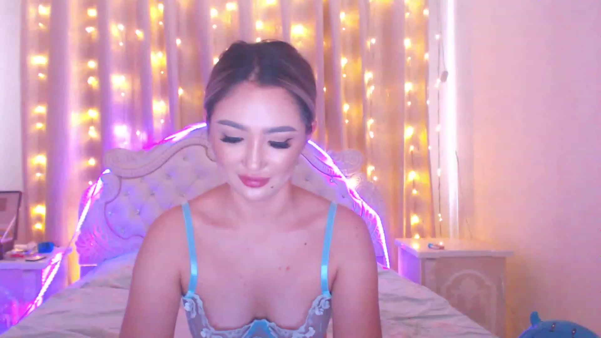Gallery image thumbnail from MiraKyong's myfreecams stream on, 08/24/2023, 02:47 image 7 of 20