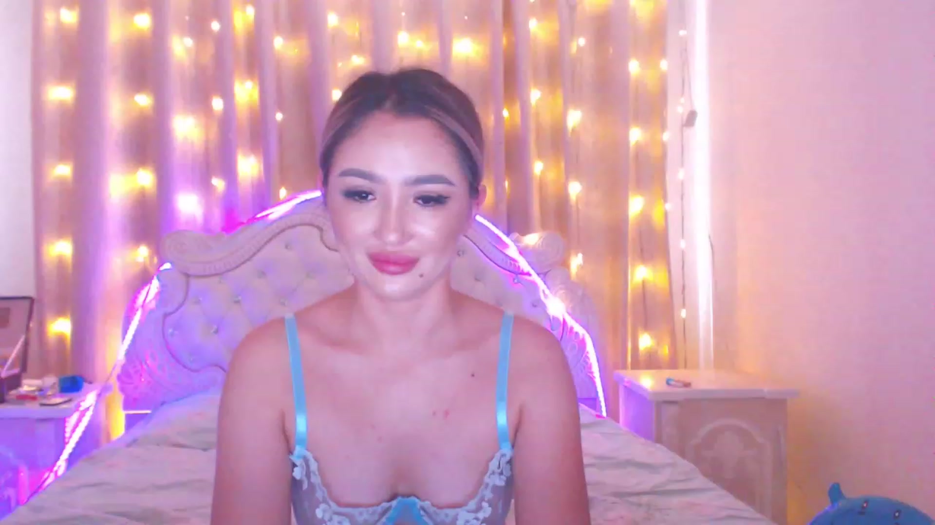 Gallery image thumbnail from MiraKyong's myfreecams stream on, 08/24/2023, 02:47 image 4 of 20