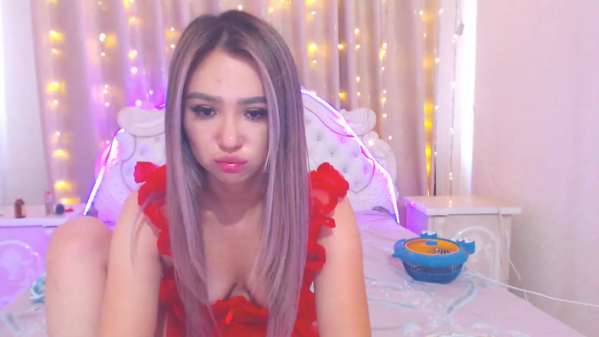 Gallery image thumbnail from MiraKyong's myfreecams stream on, 08/31/2023, 07:03 image 19 of 20