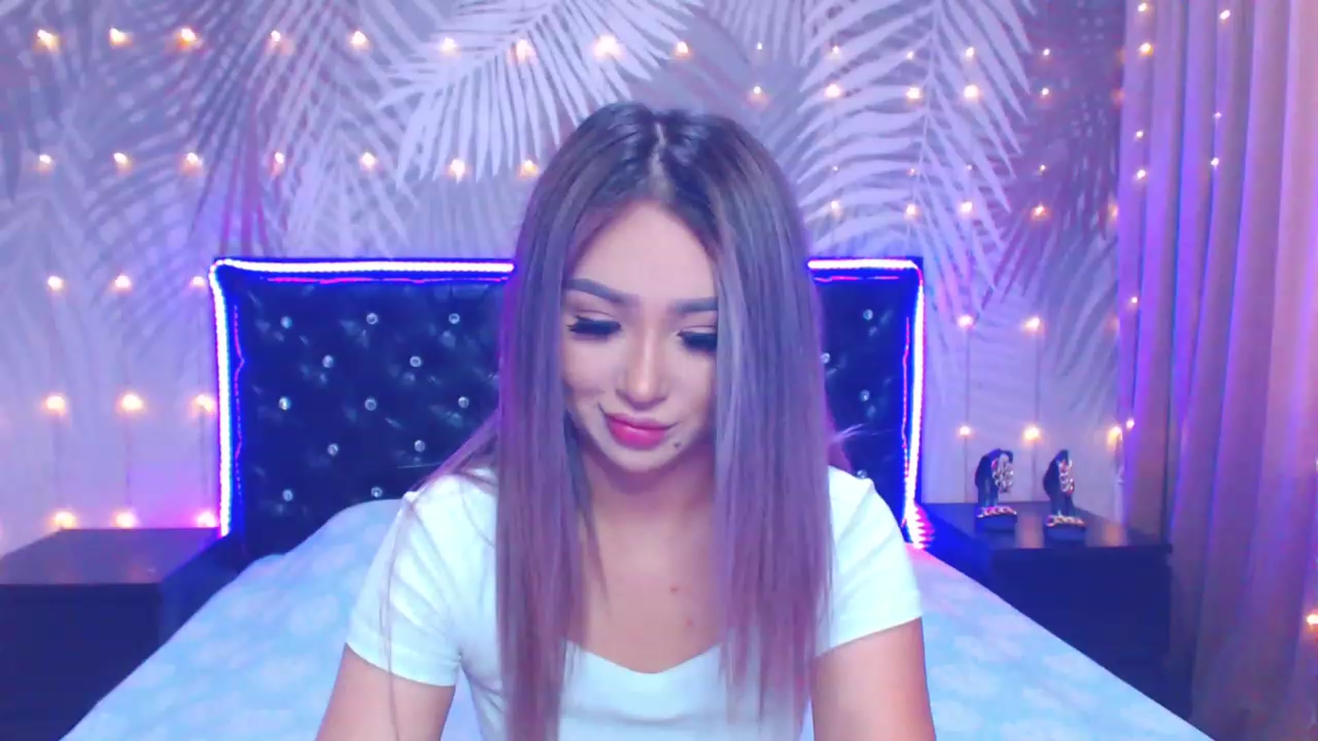 Gallery image thumbnail from MiraKyong's myfreecams stream on, 09/19/2023, 07:14 image 5 of 20