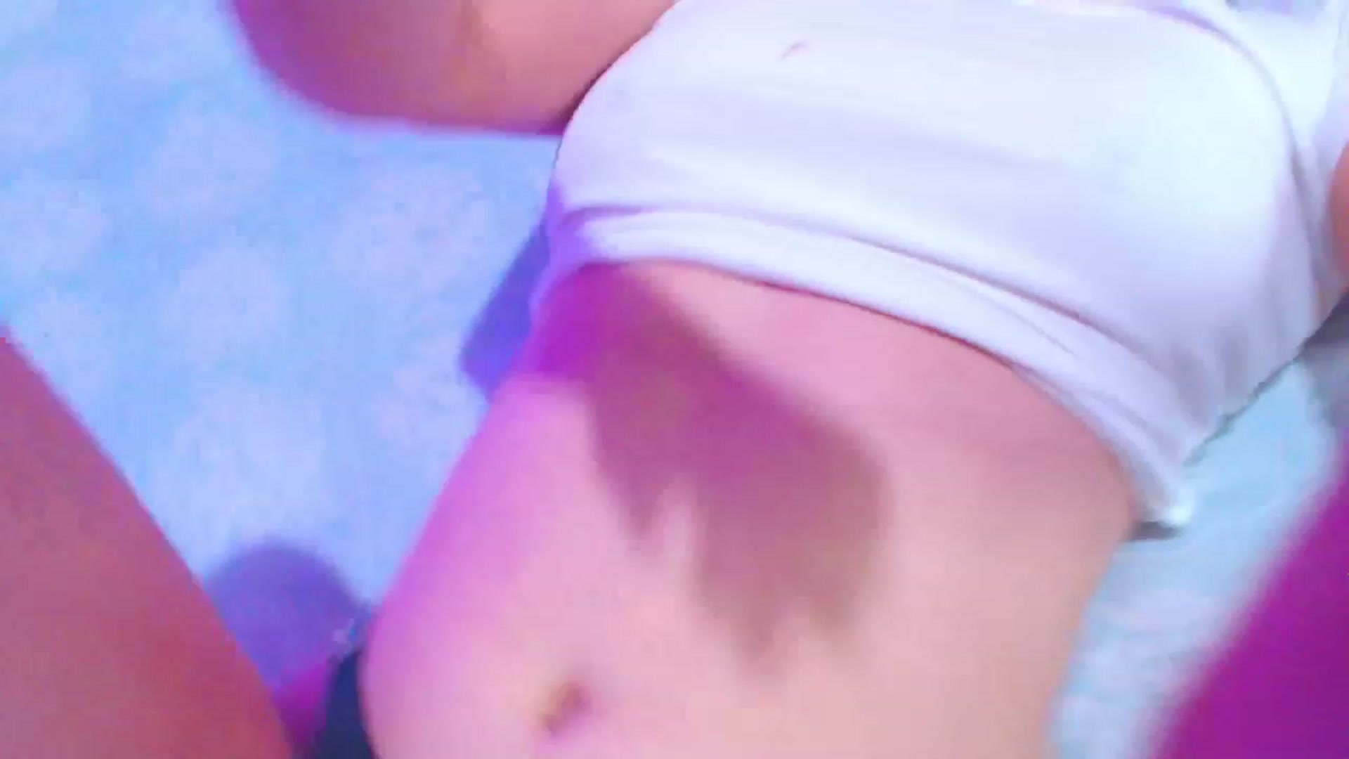 Gallery image thumbnail from MiraKyong's myfreecams stream on, 09/19/2023, 08:04 image 17 of 20