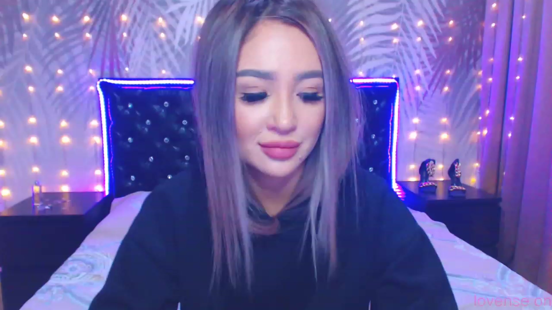 Gallery image thumbnail from MiraKyong's myfreecams stream on, 09/26/2023, 02:14 image 1 of 20