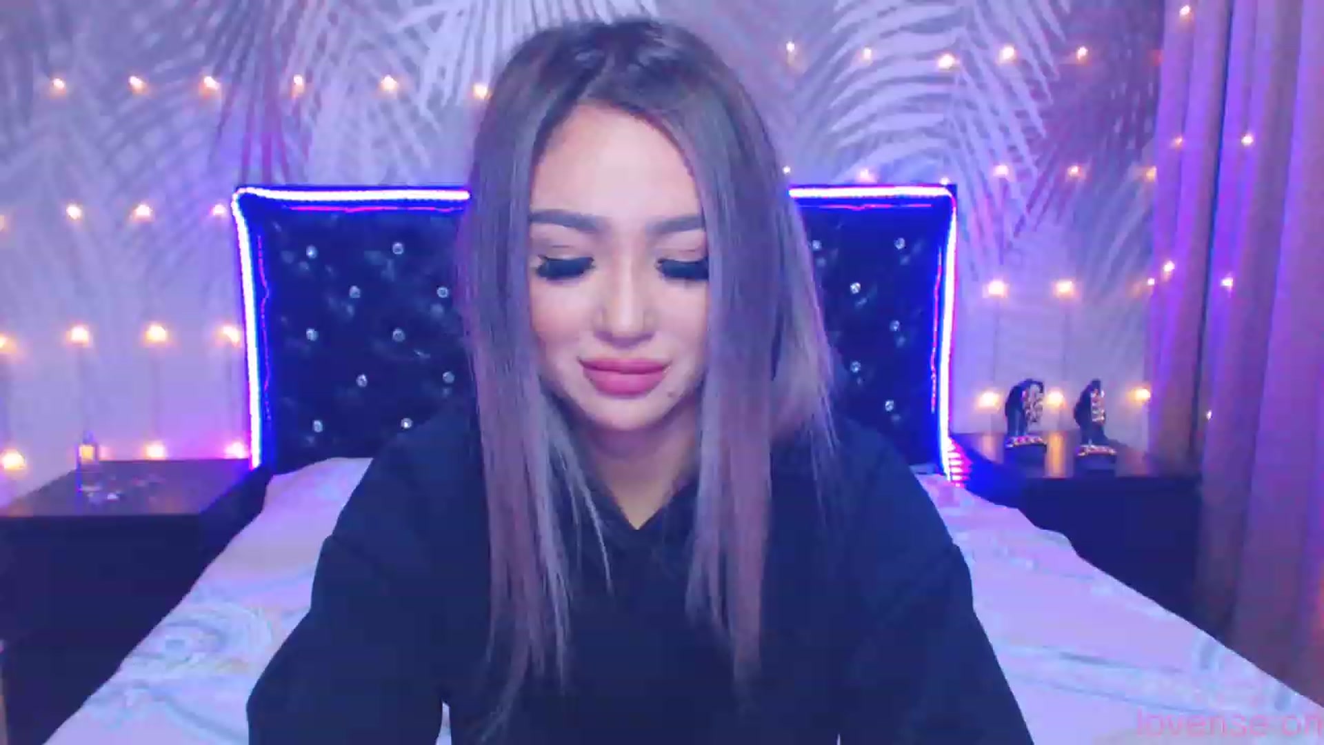 Gallery image thumbnail from MiraKyong's myfreecams stream on, 09/26/2023, 02:14 image 5 of 20