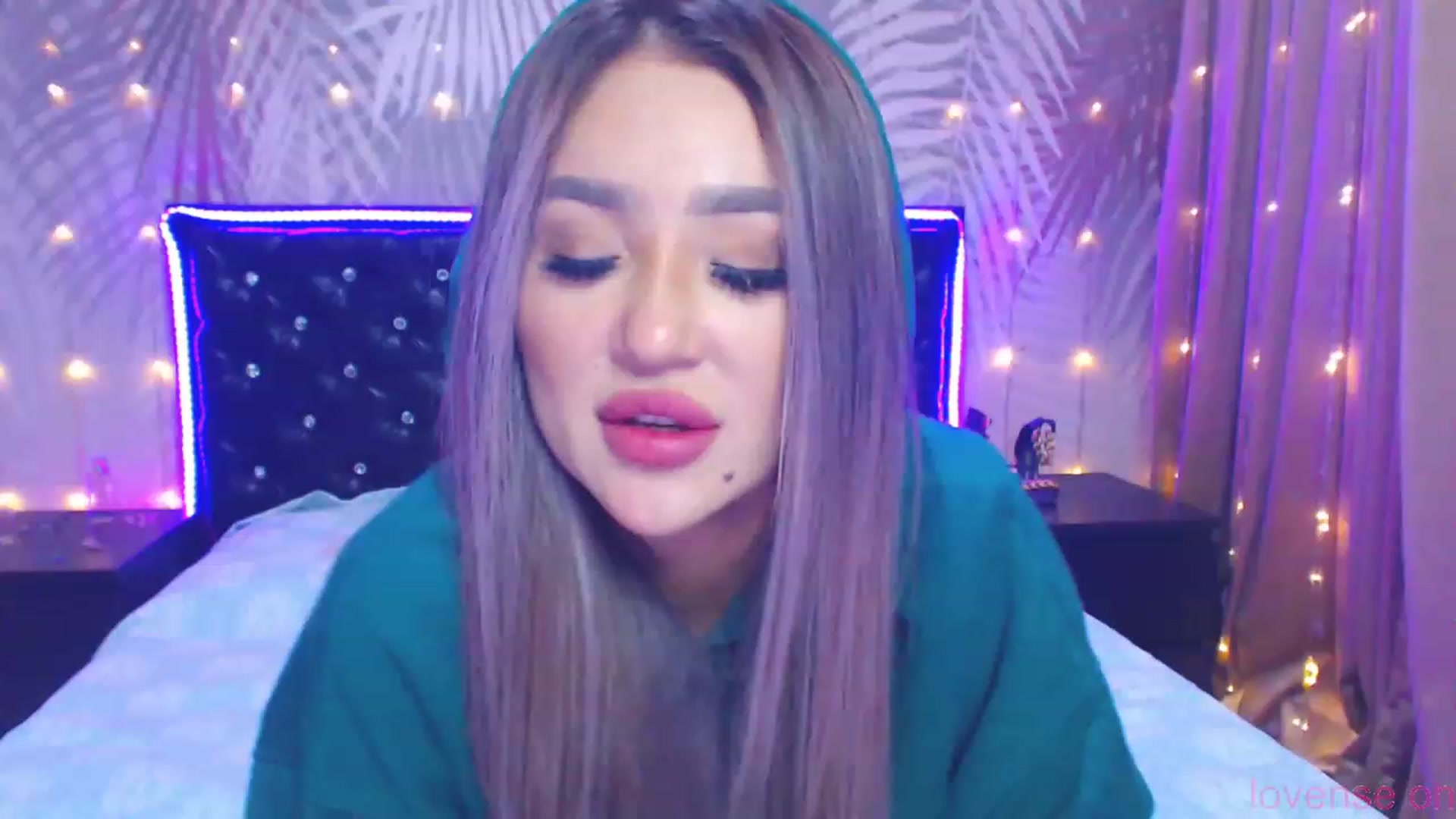 Gallery image thumbnail from MiraKyong's myfreecams stream on, 09/30/2023, 24:50 image 6 of 20