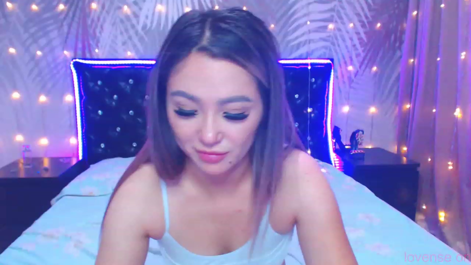 Gallery image thumbnail from MiraKyong's myfreecams stream on, 10/10/2023, 03:11 image 7 of 20