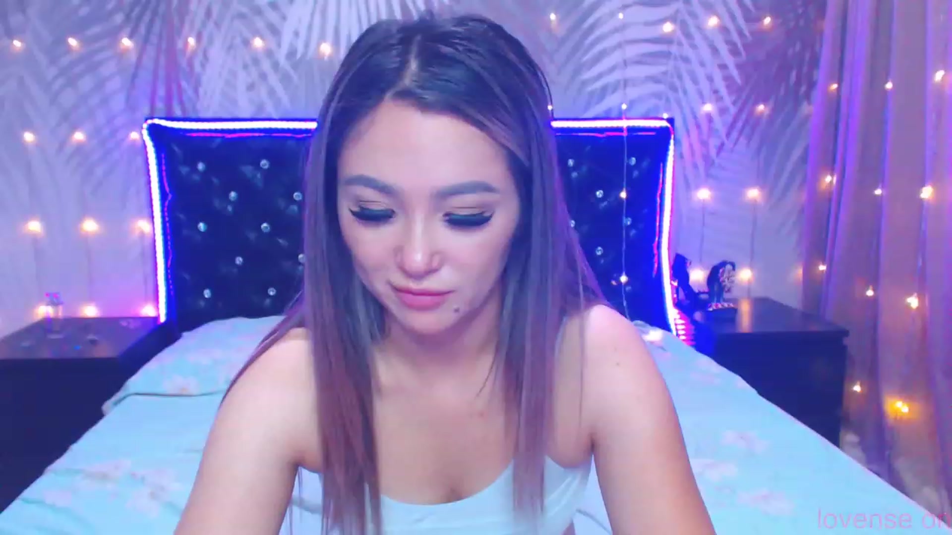 Gallery image thumbnail from MiraKyong's myfreecams stream on, 10/10/2023, 03:11 image 8 of 20