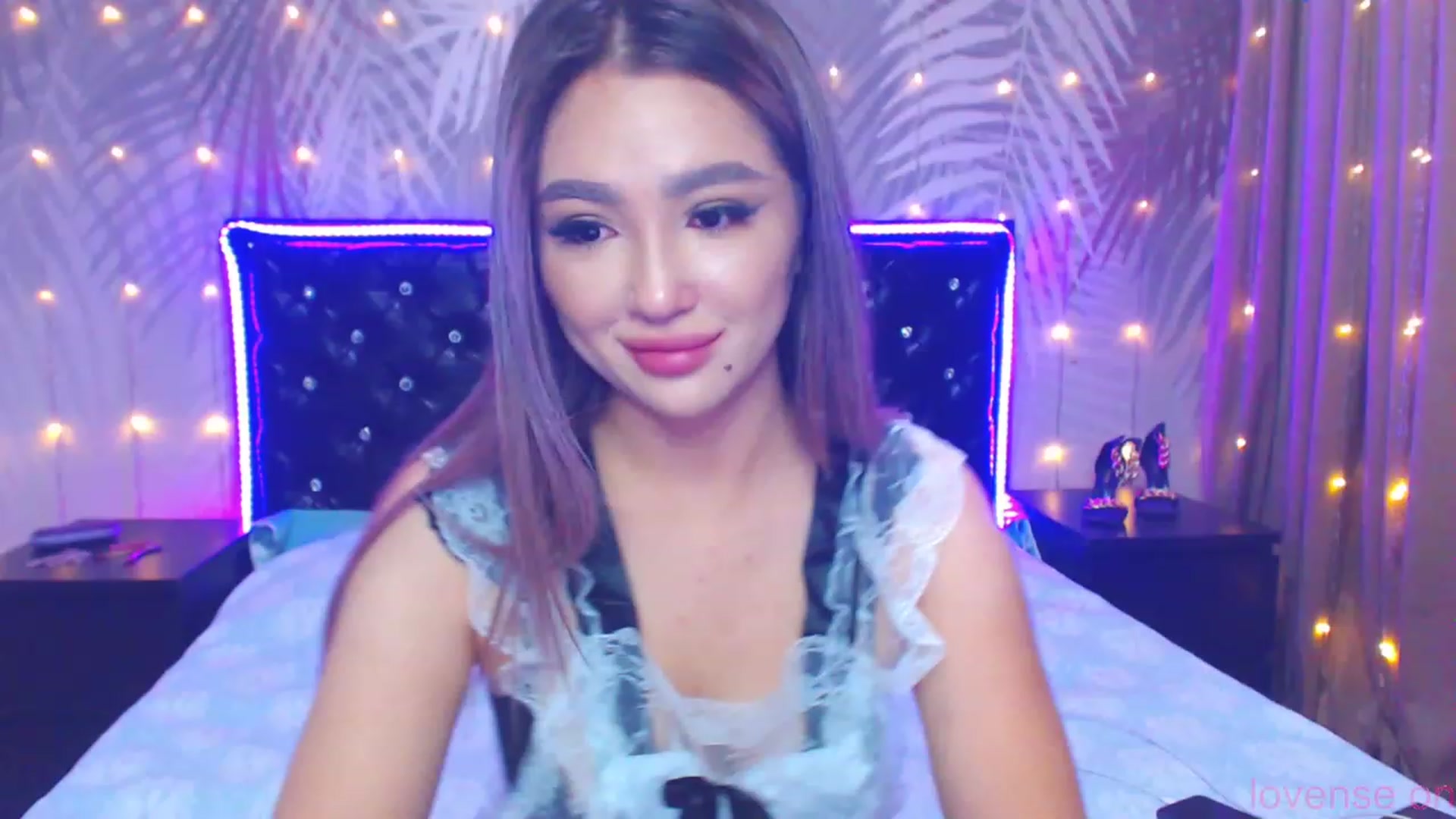 Gallery image thumbnail from MiraKyong's myfreecams stream on, 10/31/2023, 01:23 image 8 of 20