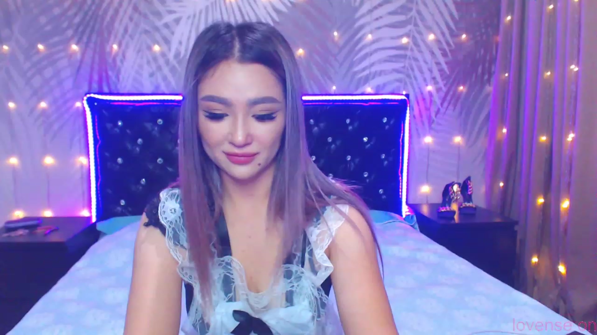Gallery image thumbnail from MiraKyong's myfreecams stream on, 10/31/2023, 02:29 image 9 of 20