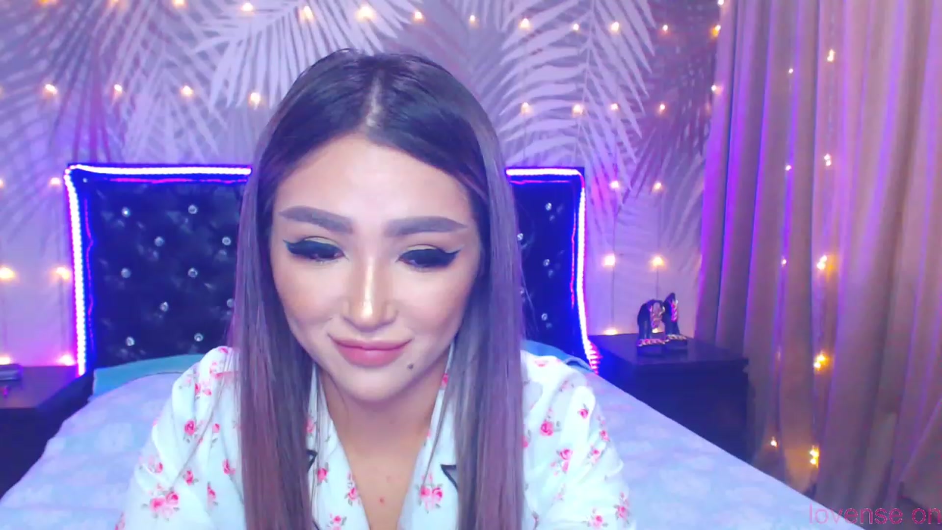Gallery image thumbnail from MiraKyong's myfreecams stream on, 11/03/2023, 04:10 image 20 of 20