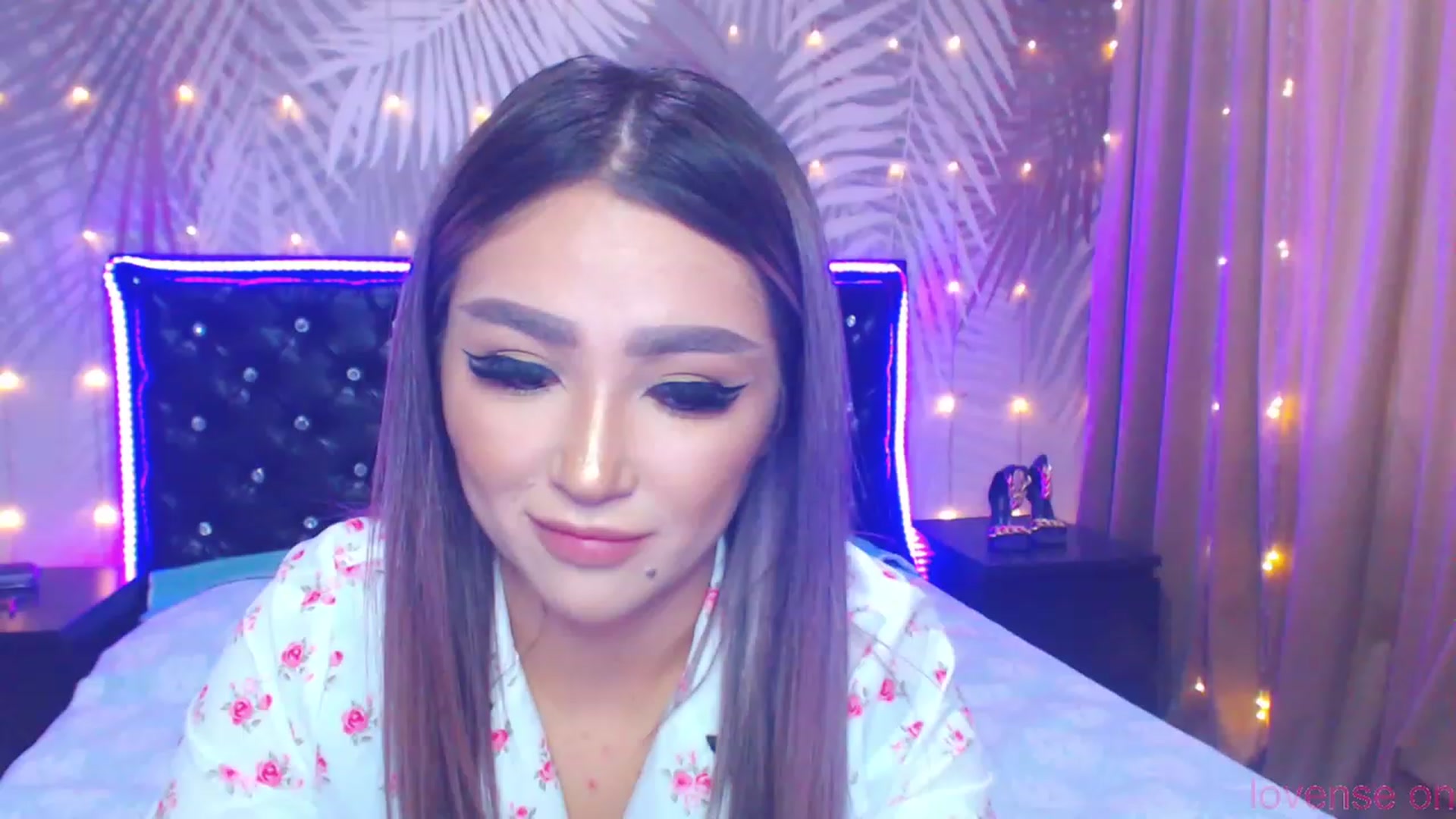 Gallery image thumbnail from MiraKyong's myfreecams stream on, 11/03/2023, 04:10 image 13 of 20