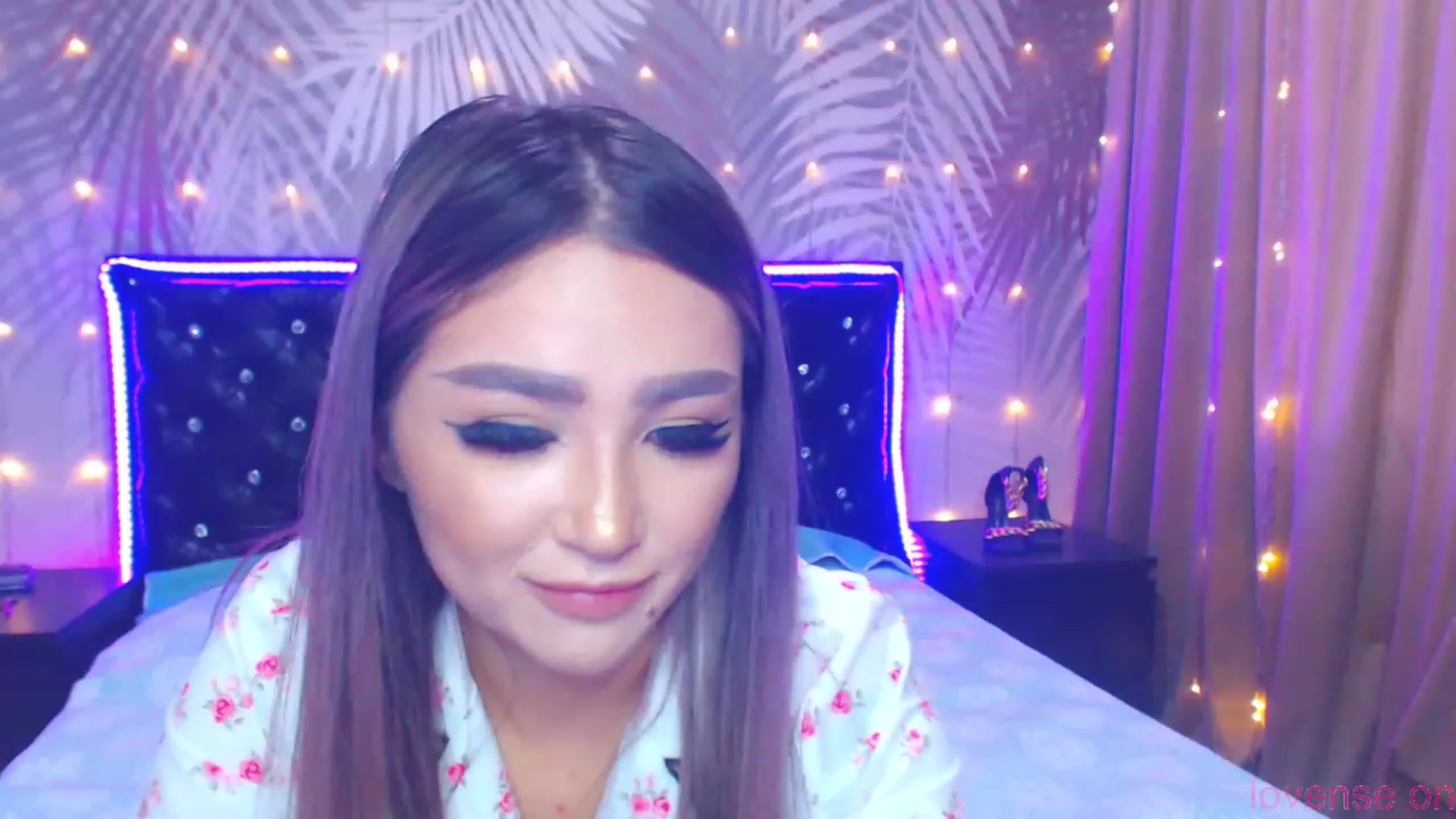 Gallery image thumbnail from MiraKyong's myfreecams stream on, 11/03/2023, 04:10 image 15 of 20