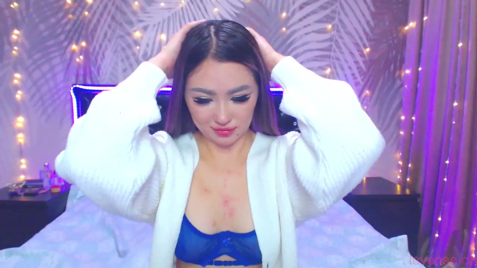 Gallery image thumbnail from MiraKyong's myfreecams stream on, 11/07/2023, 01:57 image 18 of 20