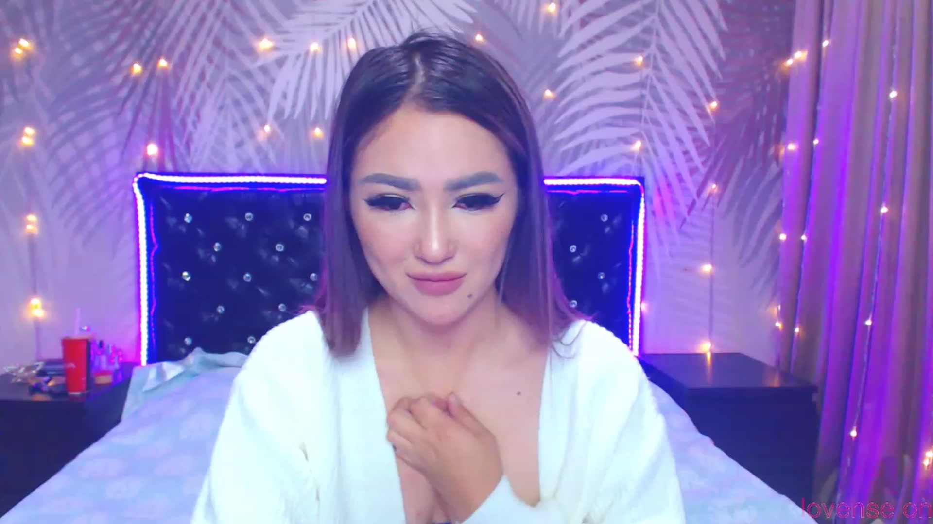 Gallery image thumbnail from MiraKyong's myfreecams stream on, 11/07/2023, 01:57 image 2 of 20
