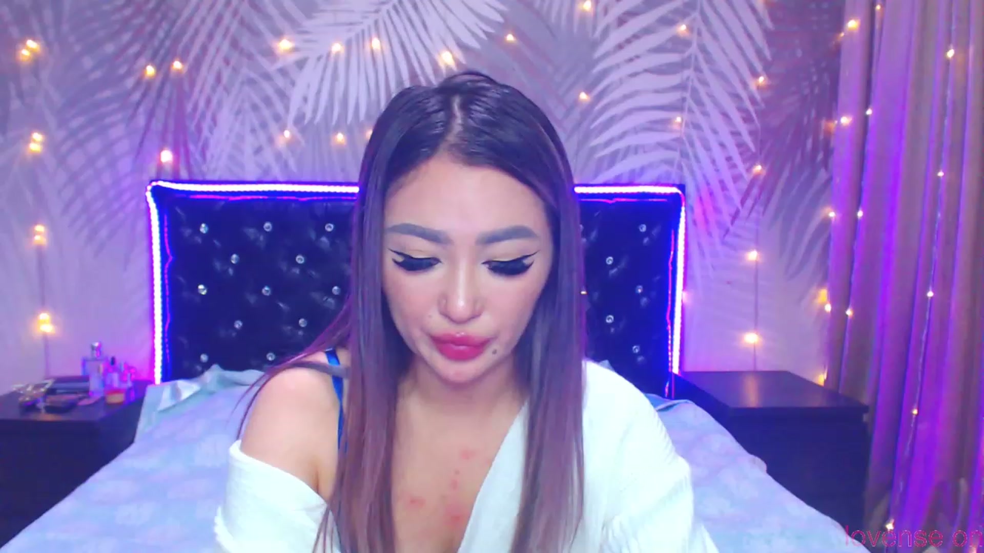 Gallery image thumbnail from MiraKyong's myfreecams stream on, 11/07/2023, 01:57 image 9 of 20