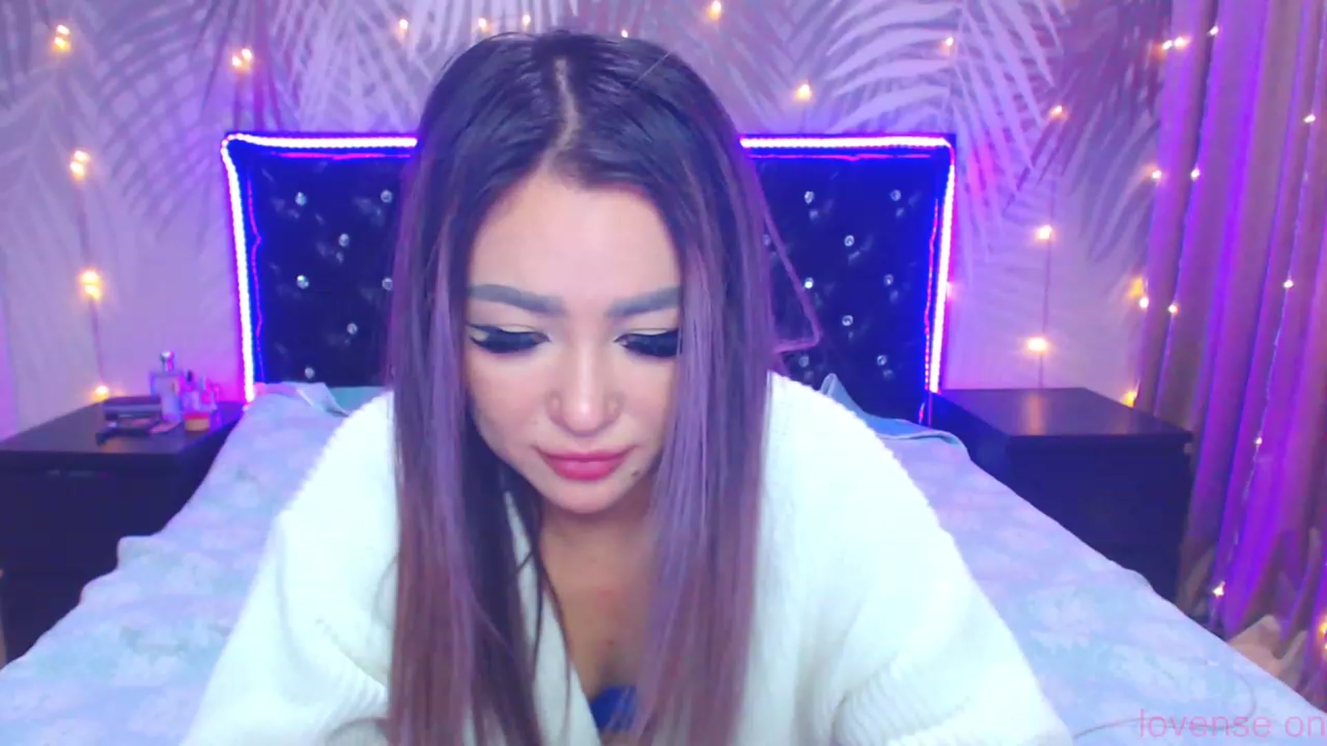 Gallery image thumbnail from MiraKyong's myfreecams stream on, 11/07/2023, 06:43 image 3 of 20
