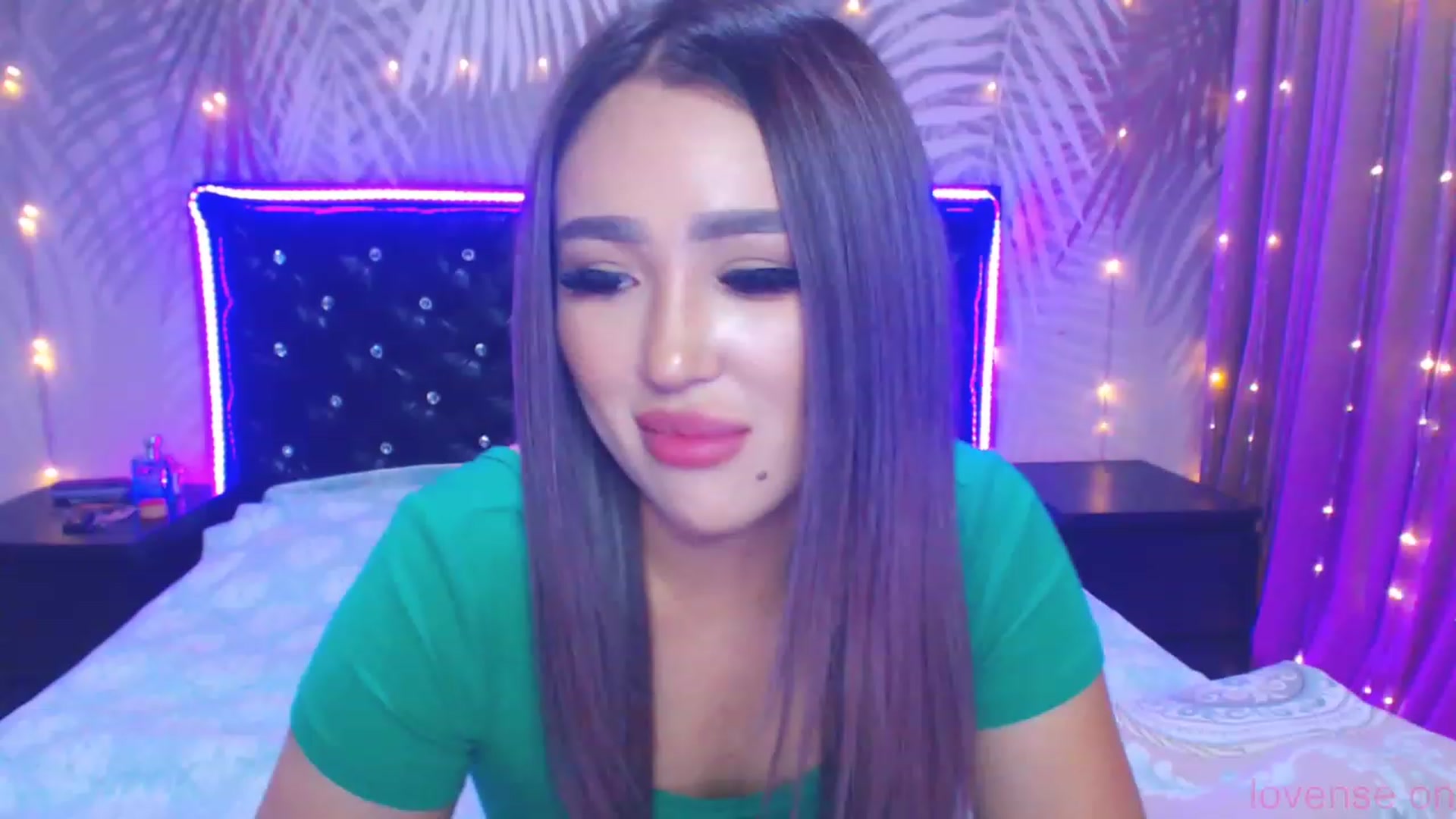 Gallery image thumbnail from MiraKyong's myfreecams stream on, 11/11/2023, 03:00 image 1 of 20