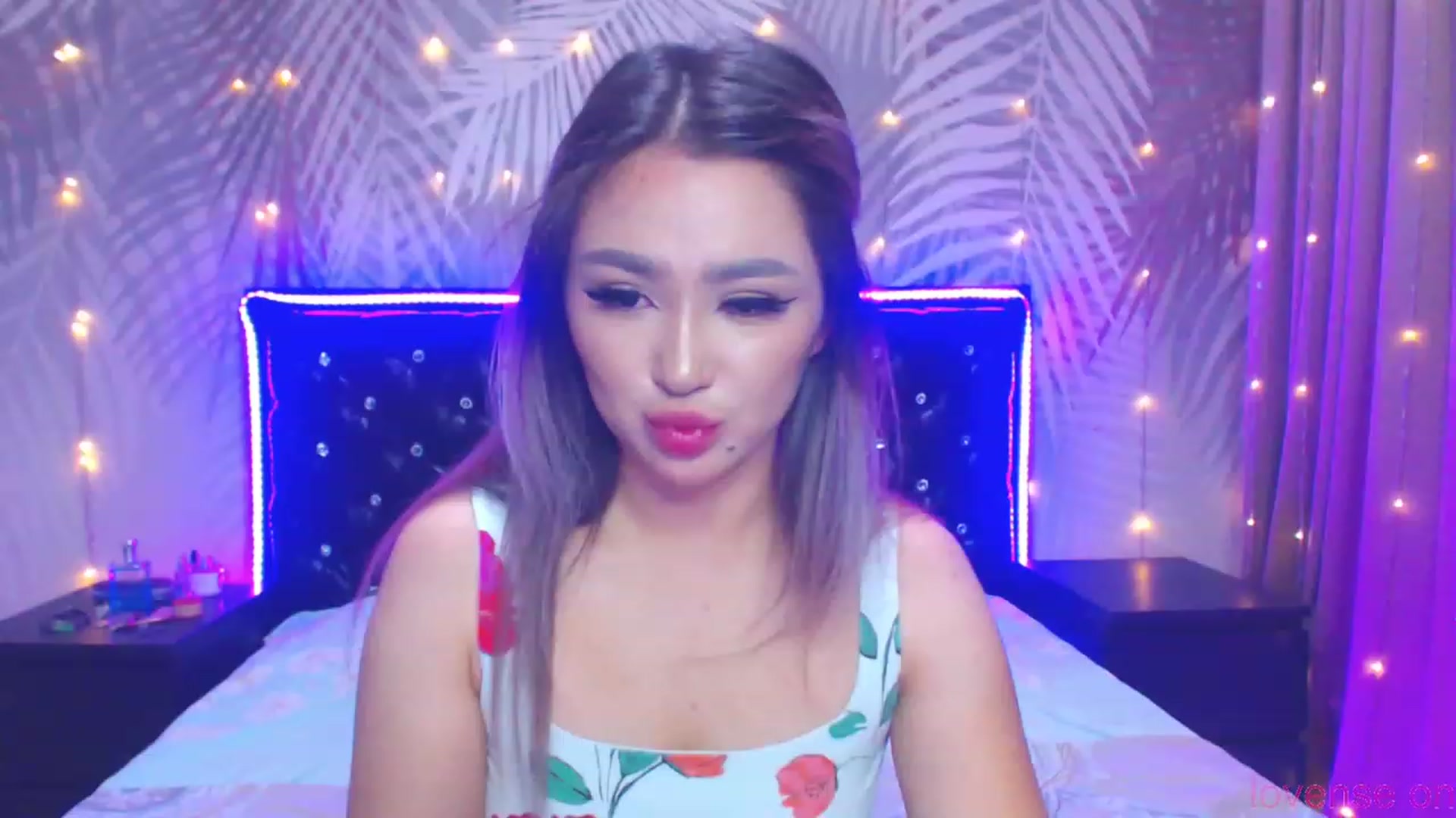 Gallery image thumbnail from MiraKyong's myfreecams stream on, 11/15/2023, 02:56 image 2 of 20