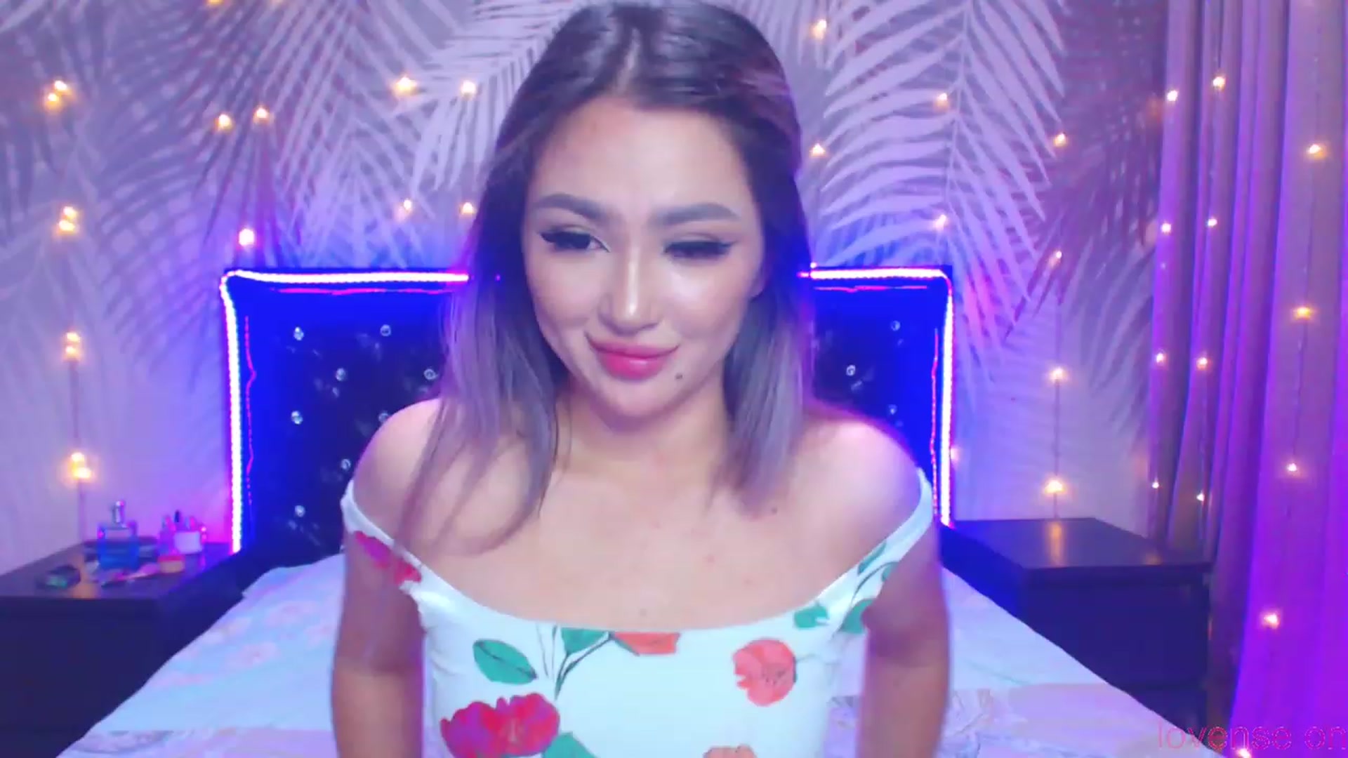 Gallery image thumbnail from MiraKyong's myfreecams stream on, 11/15/2023, 02:56 image 5 of 20