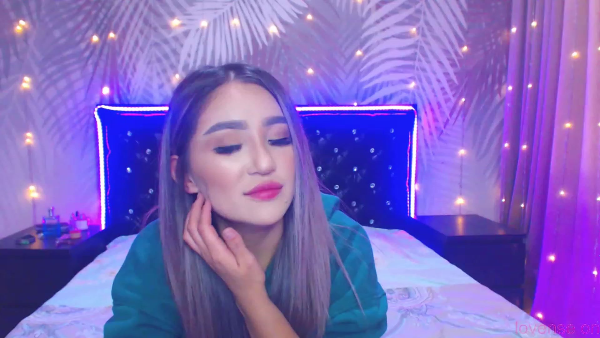 Gallery image thumbnail from MiraKyong's myfreecams stream on, 11/15/2023, 07:06 image 18 of 20