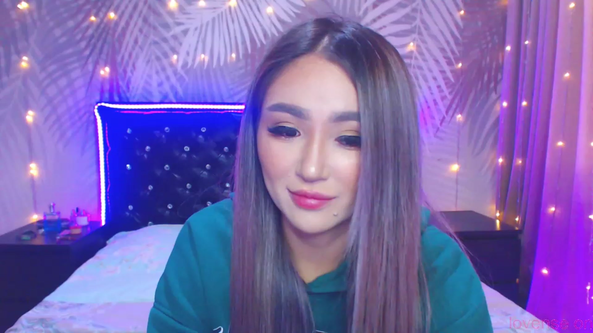 Gallery image thumbnail from MiraKyong's myfreecams stream on, 11/15/2023, 07:06 image 20 of 20